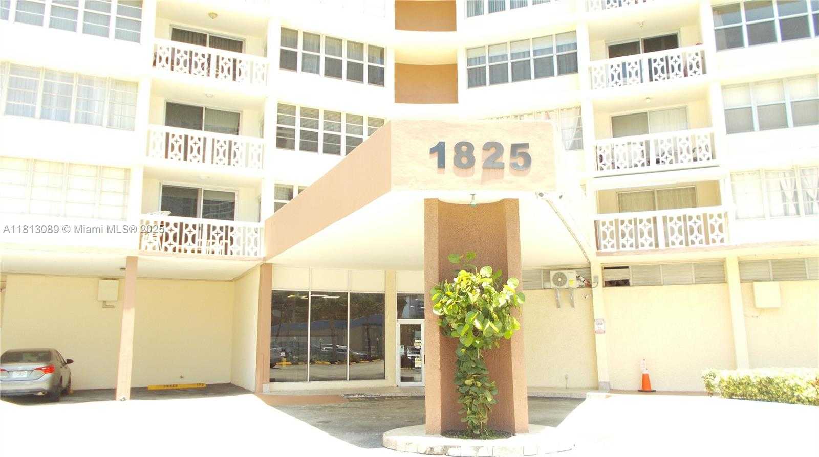 Small Image of 1825 SOUTH OCEAN DR #607, Hallandale Beach Number 4