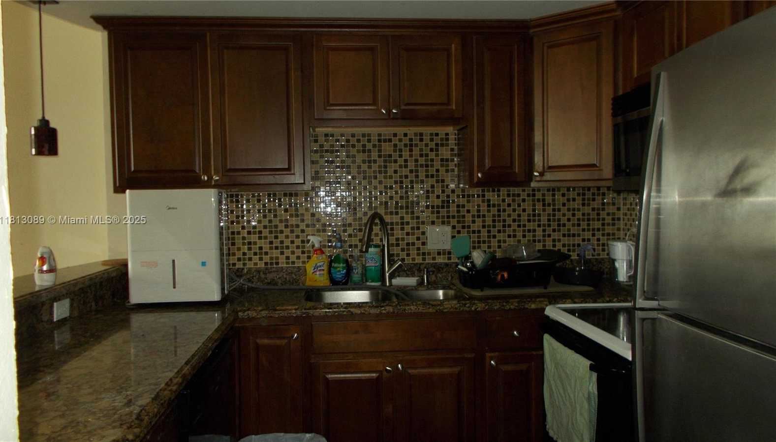 Small Image of 1825 SOUTH OCEAN DR #607, Hallandale Beach Number 8