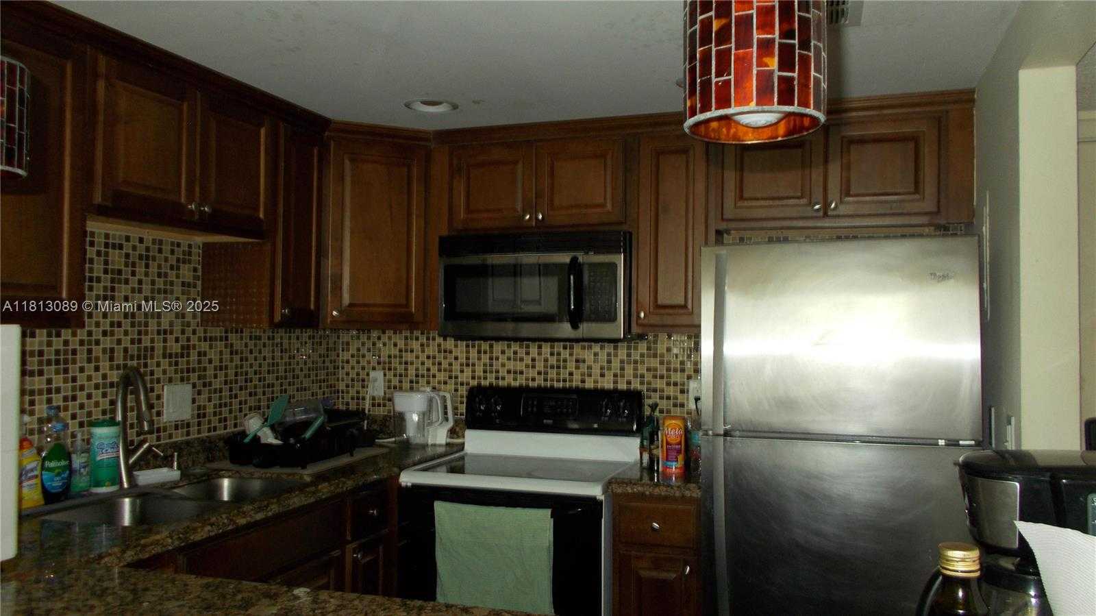 Small Image of 1825 SOUTH OCEAN DR #607, Hallandale Beach Number 9