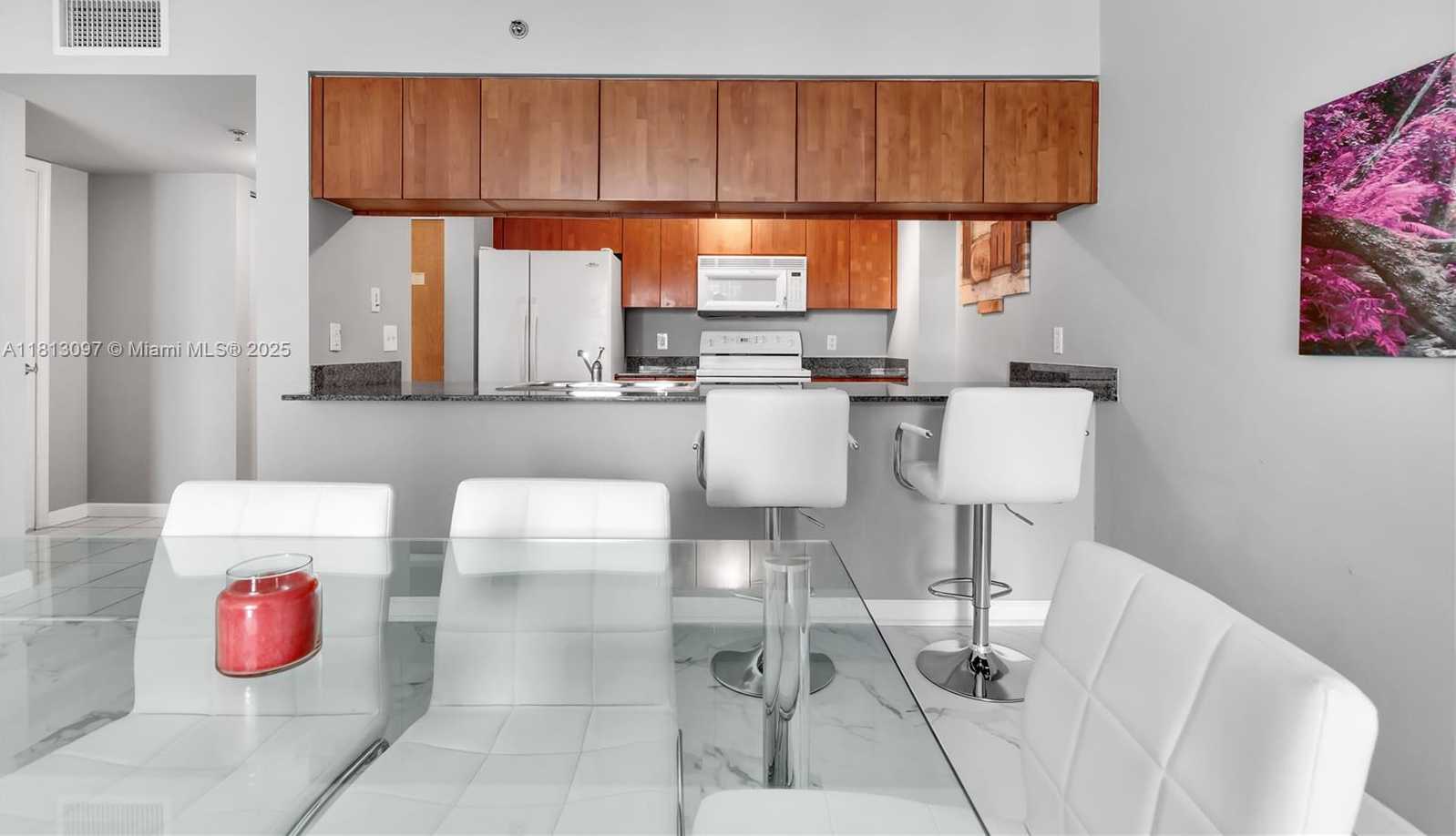 Small Image of 1200 BRICKELL BAY DR #2122, Miami Number 14