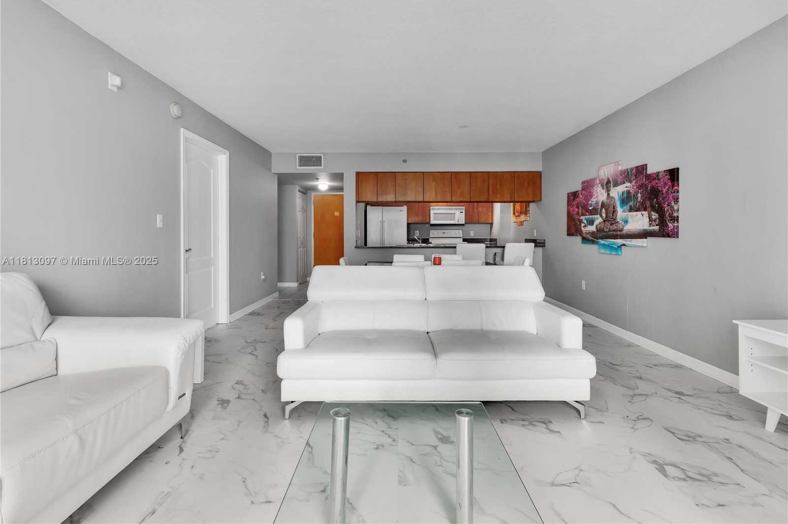 Small Image of 1200 BRICKELL BAY DR #2122, Miami Number 16