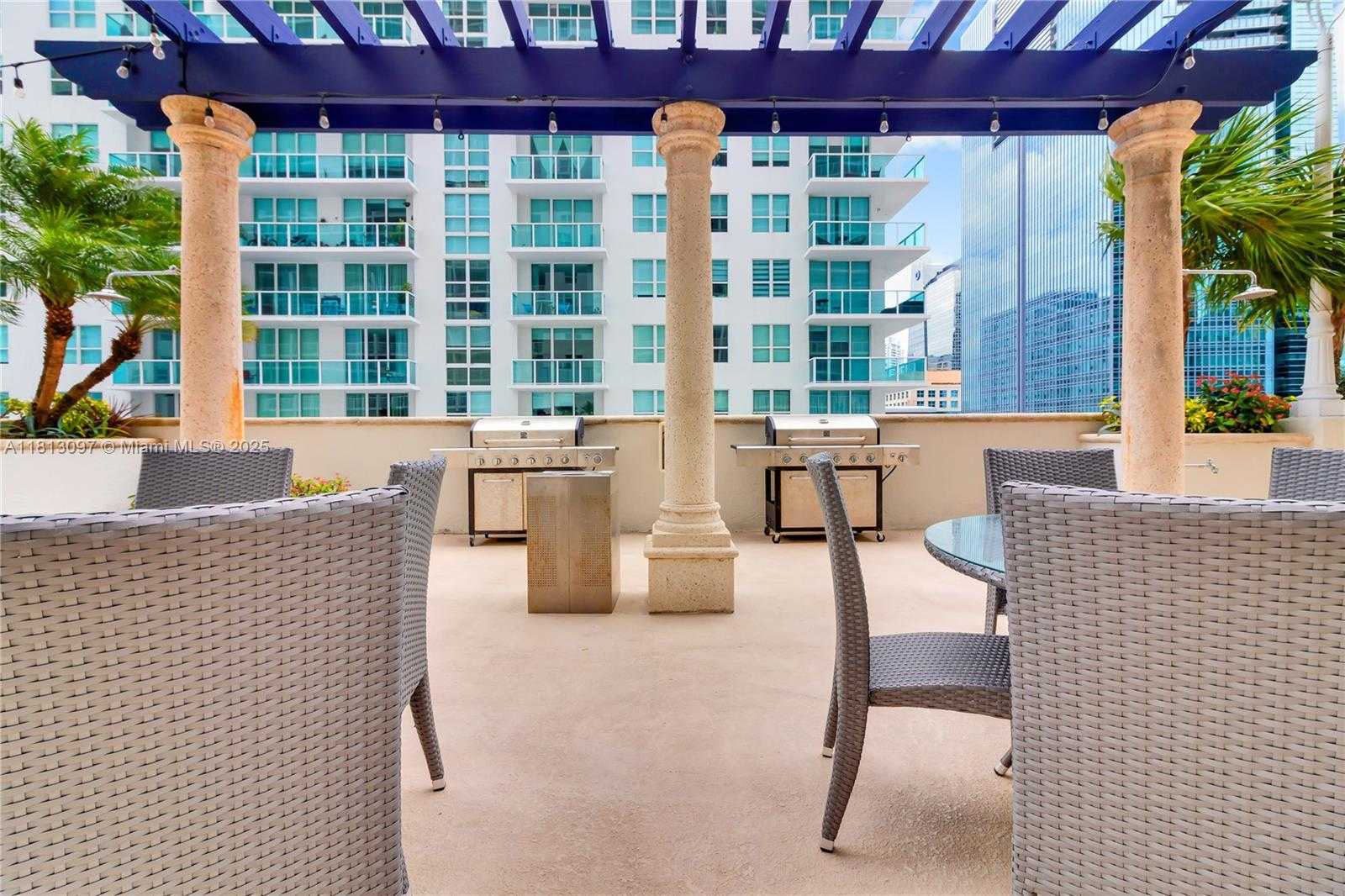 Small Image of 1200 BRICKELL BAY DR #2122, Miami Number 32