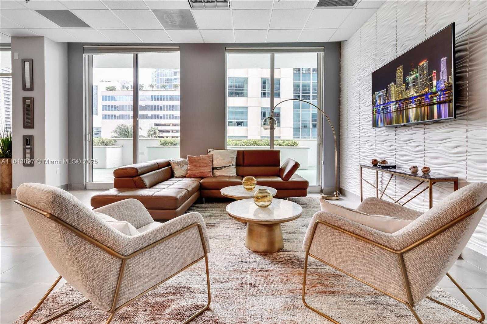 Small Image of 1200 BRICKELL BAY DR #2122, Miami Number 43