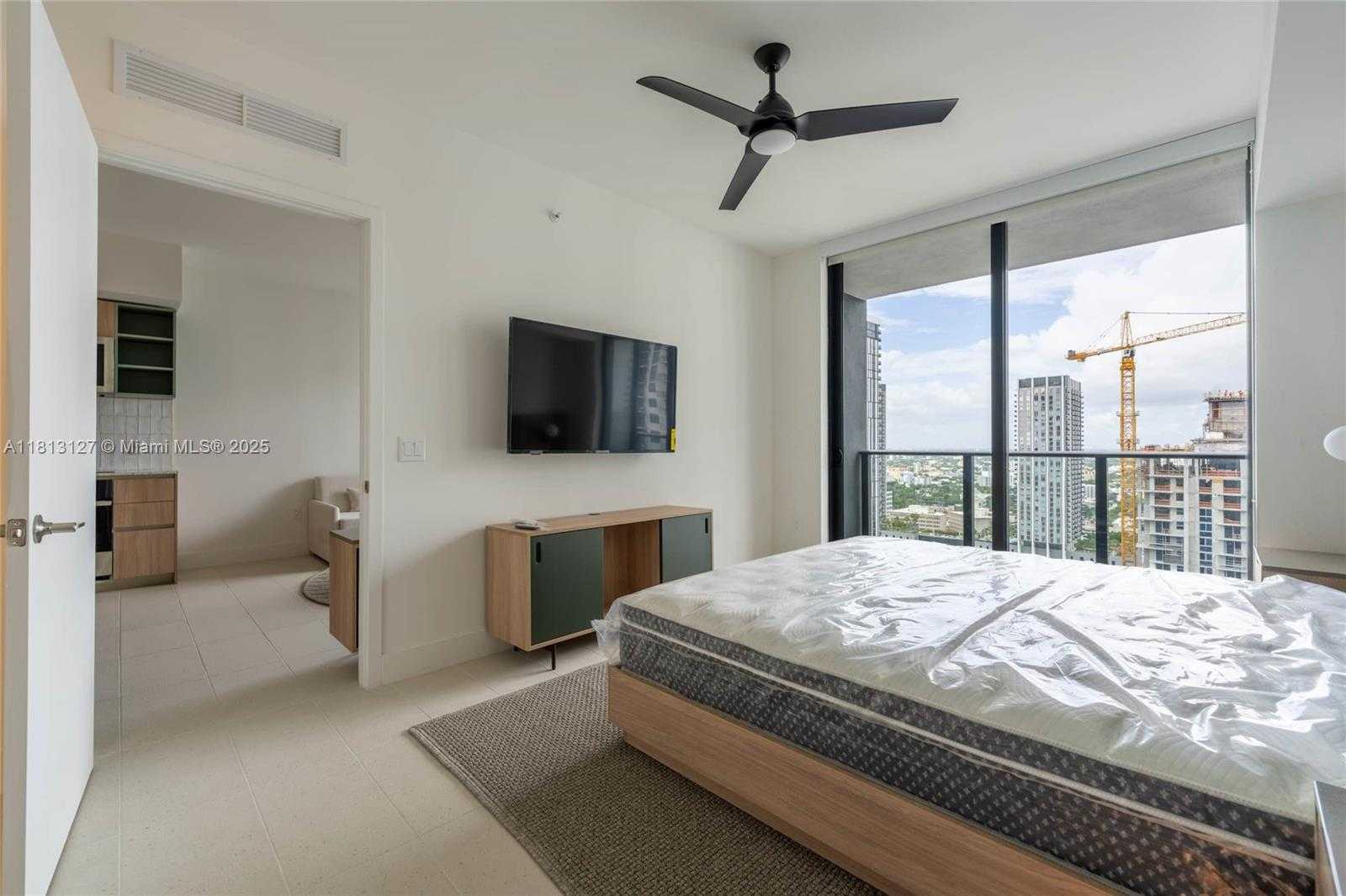 Small Image of 159 NORTH EAST 6TH ST #3004, Miami Number 19