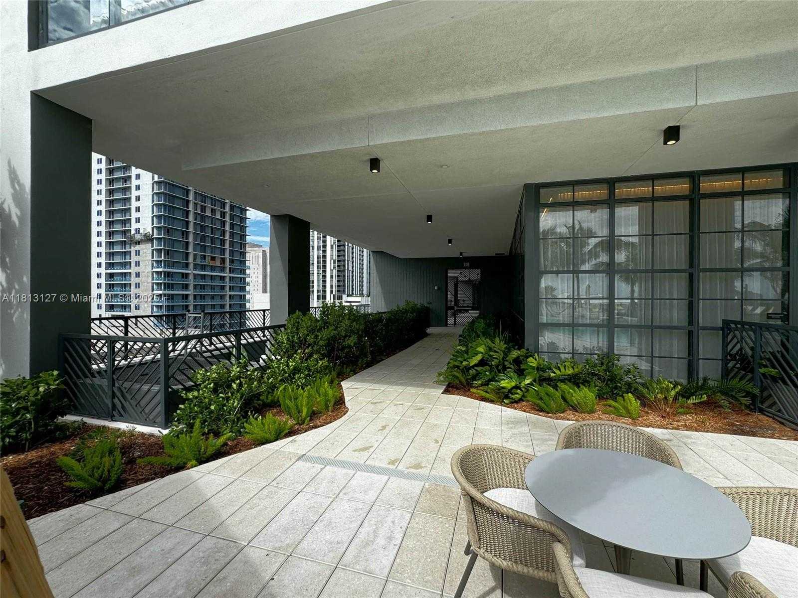 Small Image of 159 NORTH EAST 6TH ST #3004, Miami Number 38
