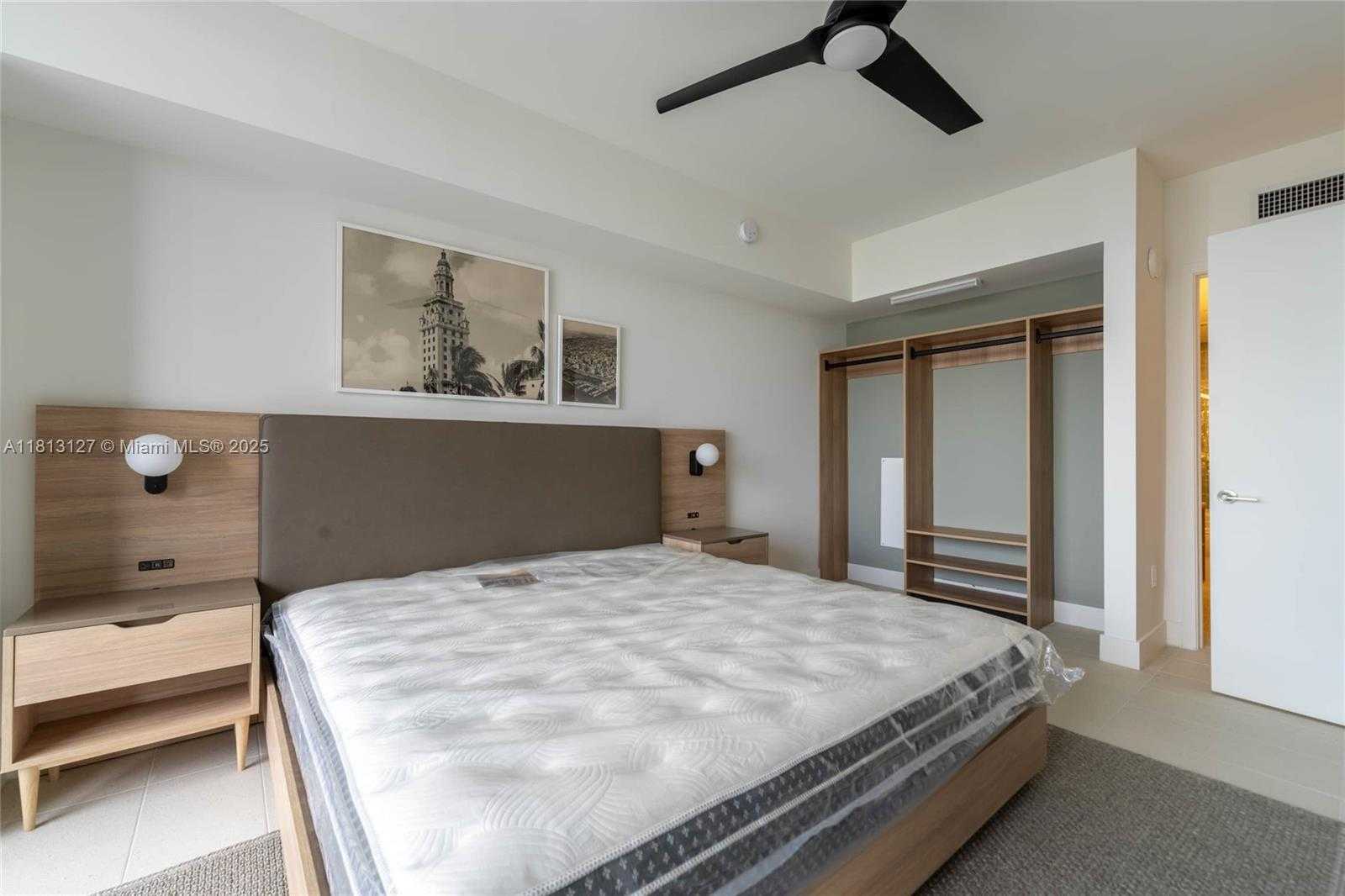 Small Image of 159 NORTH EAST 6TH ST #3004, Miami Number 7
