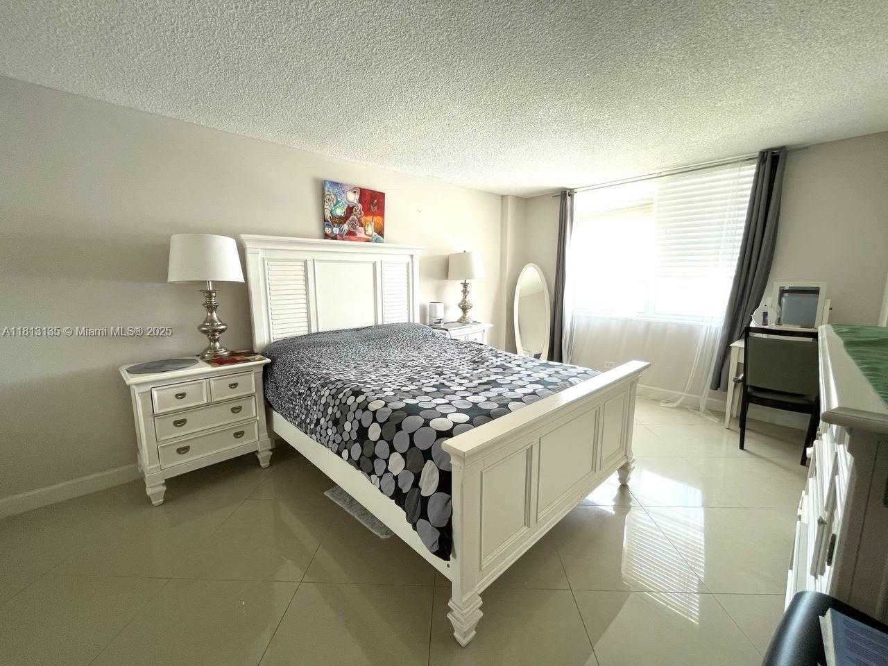 Small Image of 250 174TH ST #801, Sunny Isles Beach Number 17