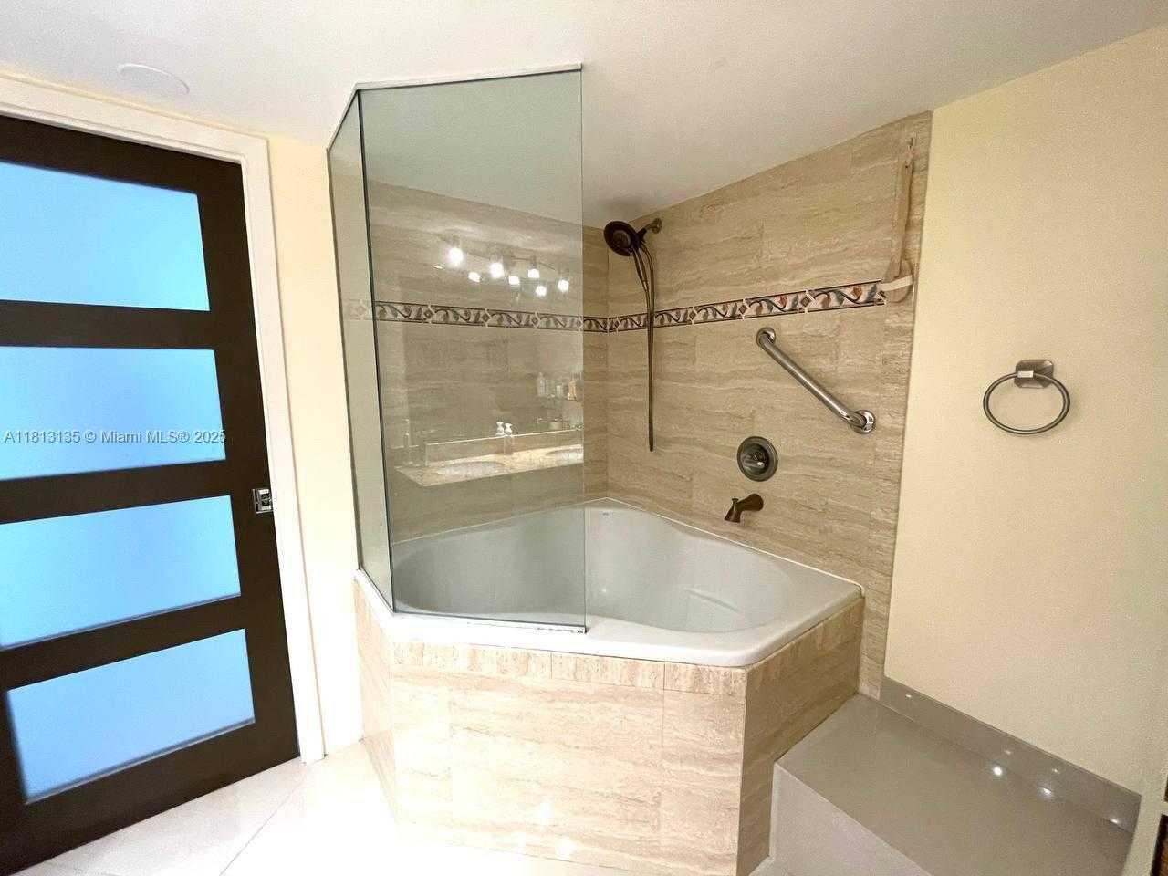 Small Image of 250 174TH ST #801, Sunny Isles Beach Number 20