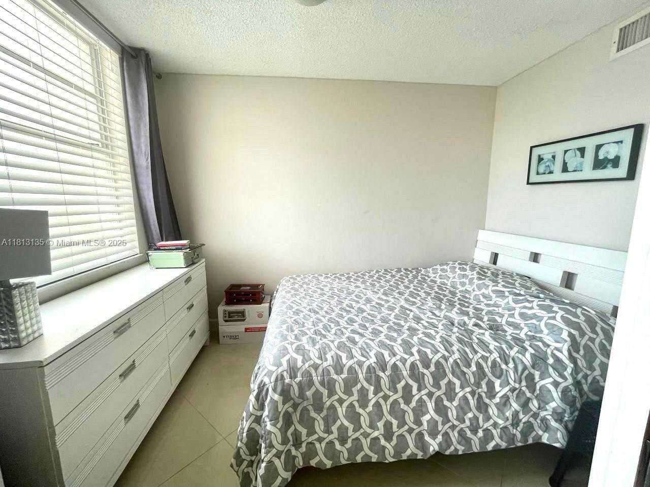 Small Image of 250 174TH ST #801, Sunny Isles Beach Number 23
