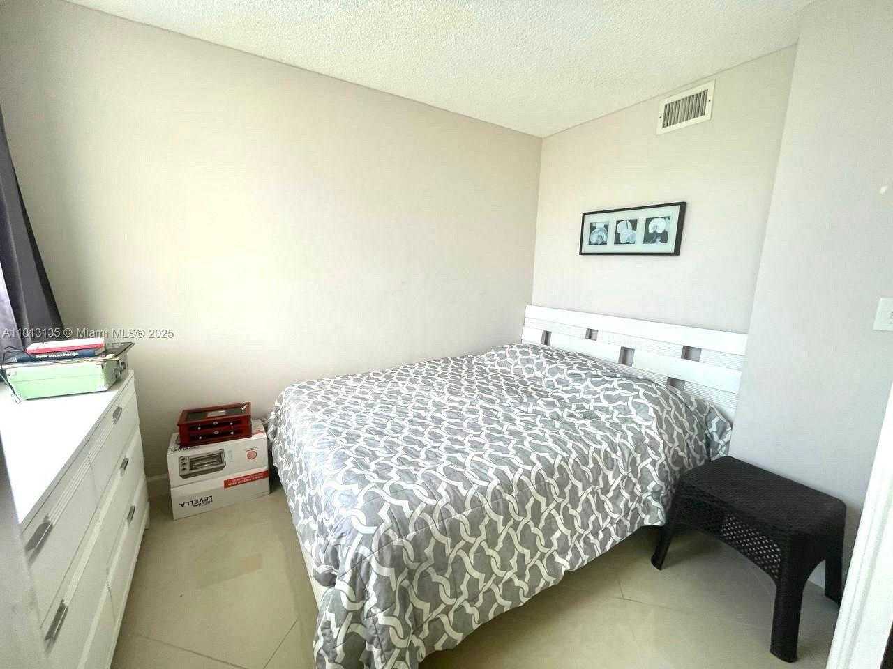 Small Image of 250 174TH ST #801, Sunny Isles Beach Number 24