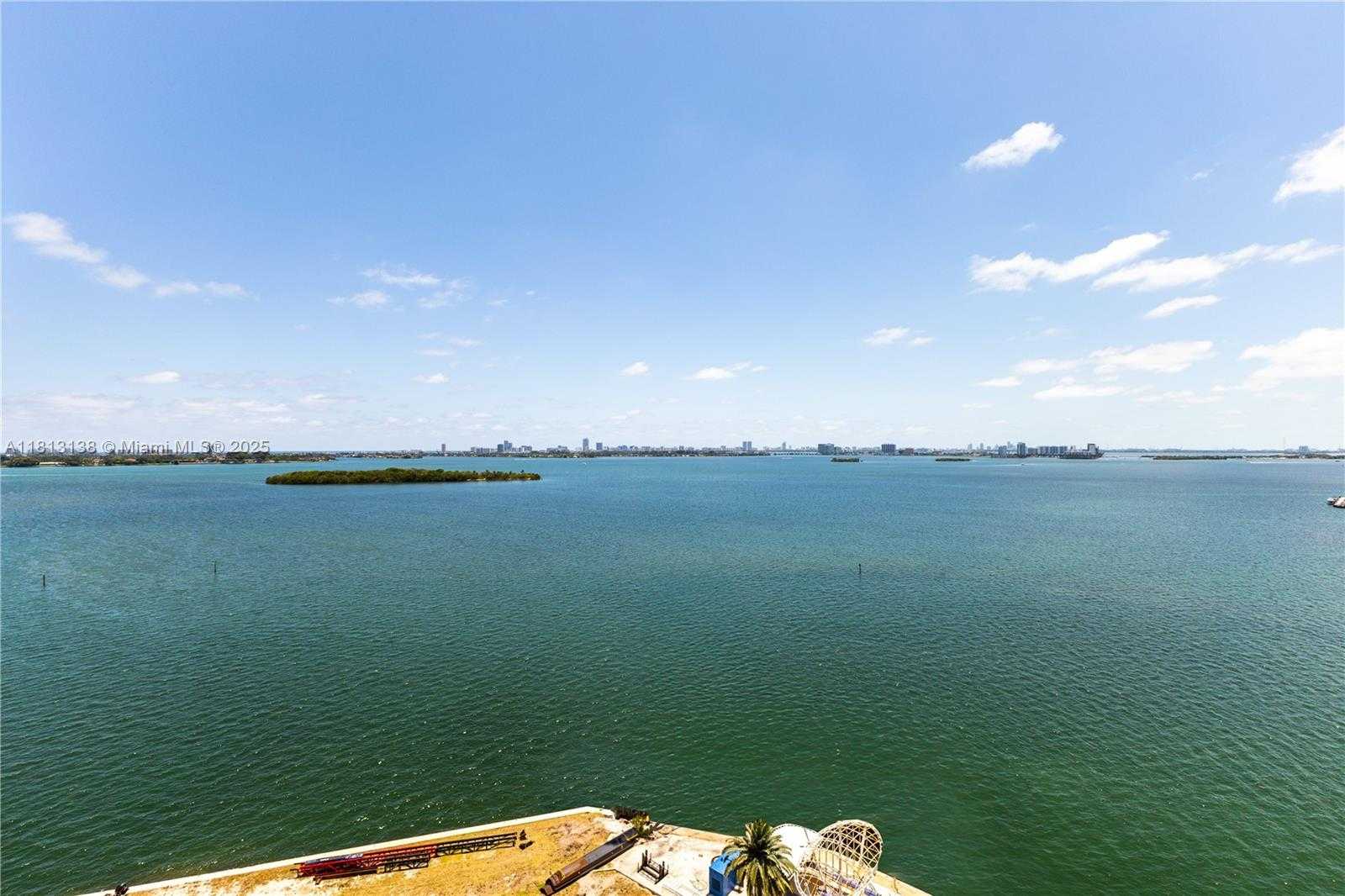 Small Image of 11111 BISCAYNE BLVD #16G, Miami Number 21