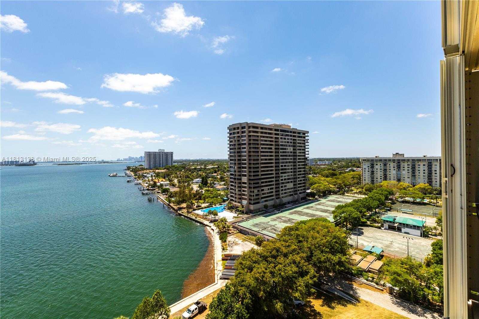Small Image of 11111 BISCAYNE BLVD #16G, Miami Number 26