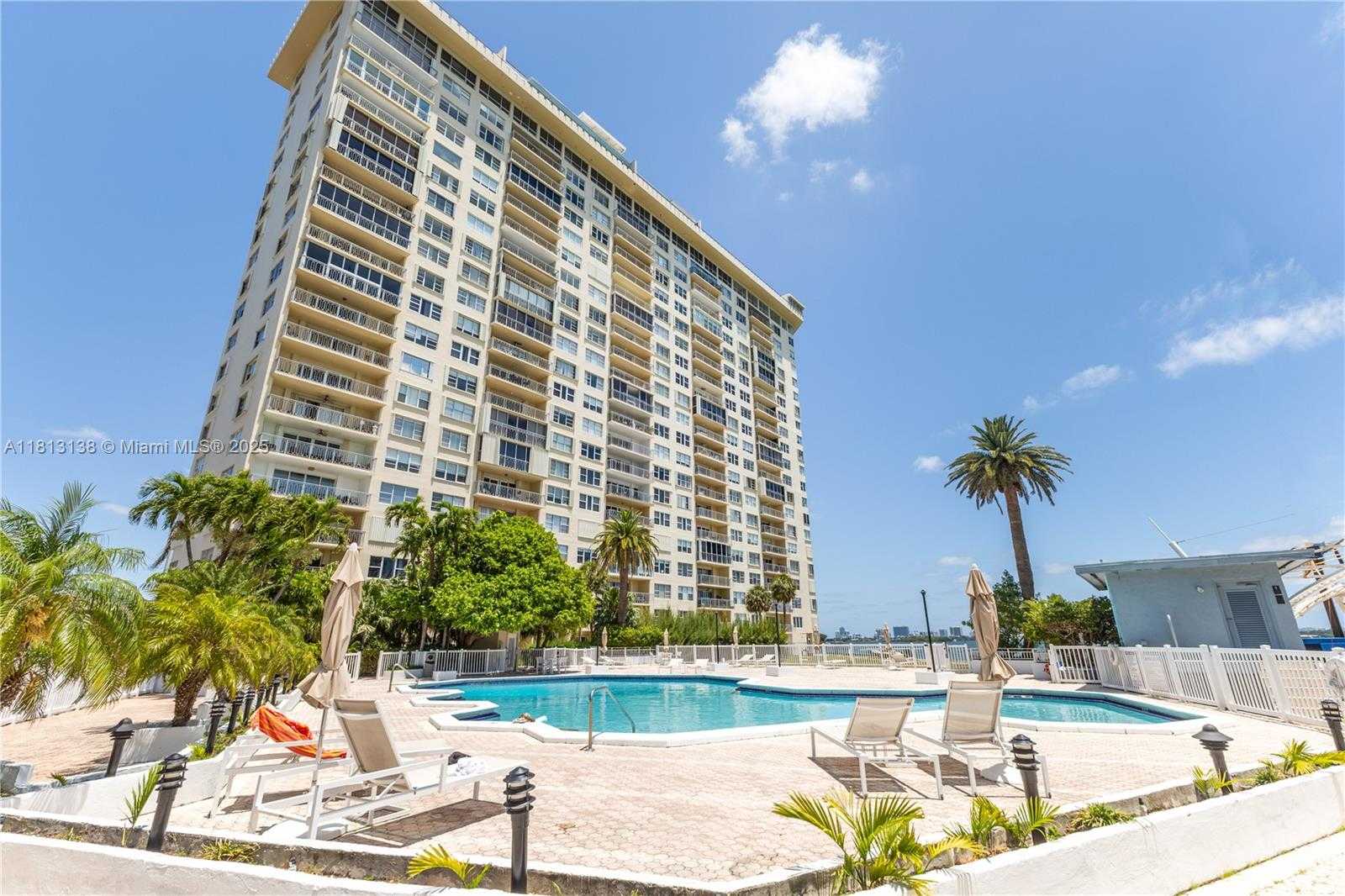 Small Image of 11111 BISCAYNE BLVD #16G, Miami Number 33