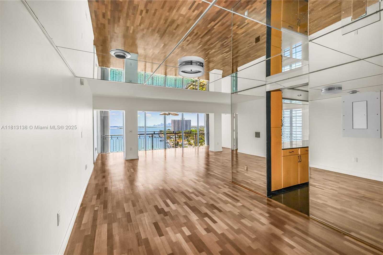 Small Image of 11111 BISCAYNE BLVD #16G, Miami Number 7