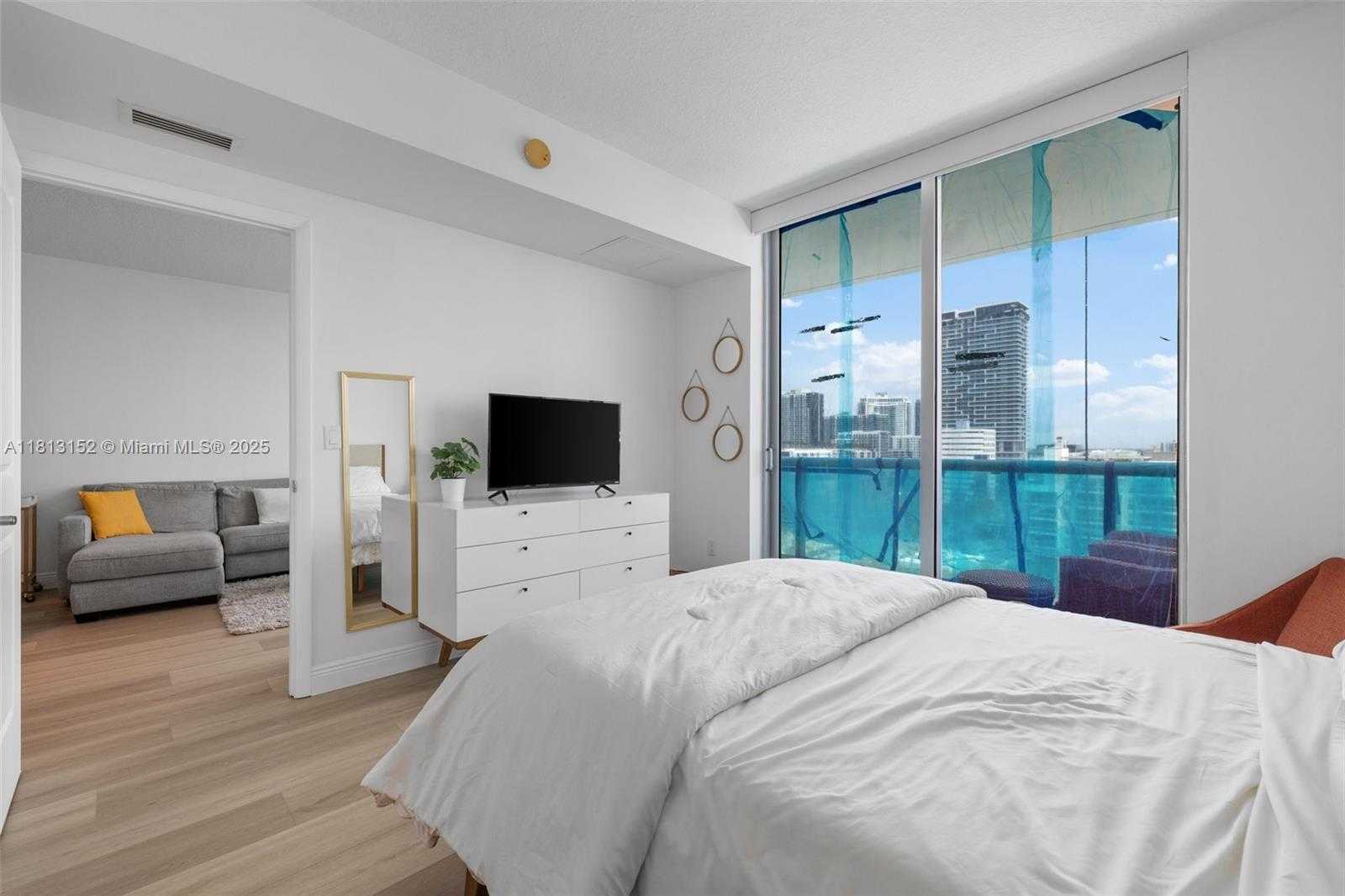 Small Image of 333 NORTH EAST 24TH ST #1105, Miami Number 18