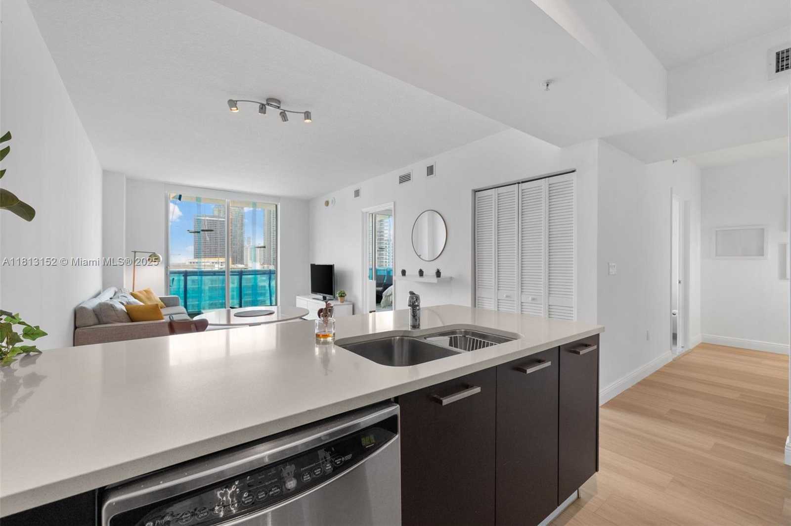 Small Image of 333 NORTH EAST 24TH ST #1105, Miami Number 4