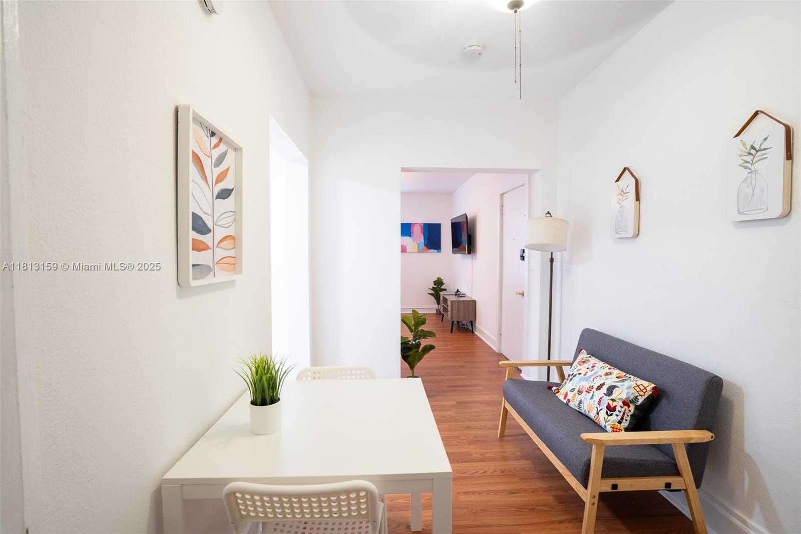 Small Image of 444 PONCE DE LEON BLVD #6, Coral Gables Number 18