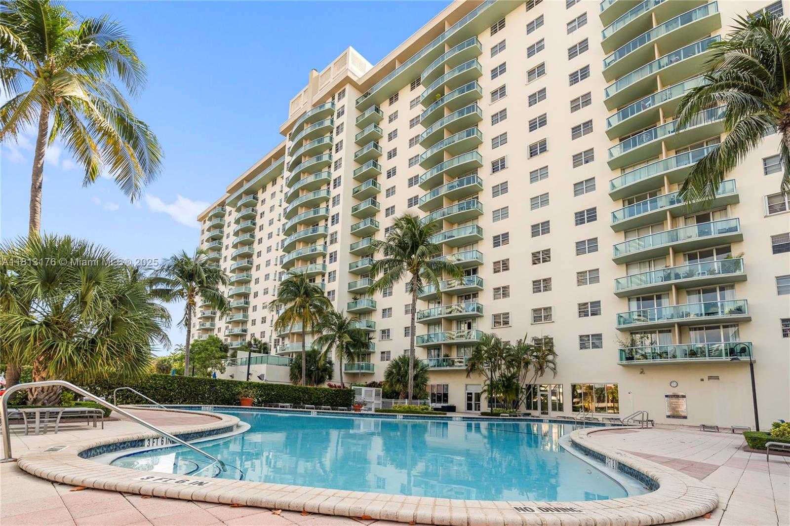 Small Image of 19390 COLLINS AVE #502, Sunny Isles Beach Number 37