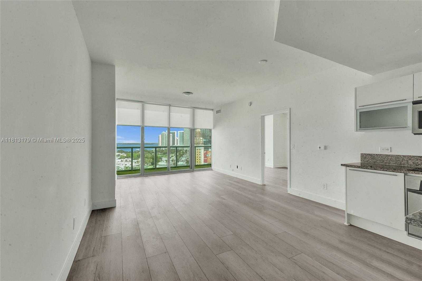 Small Image of 888 BISCAYNE BLVD #1805, Miami Number 24