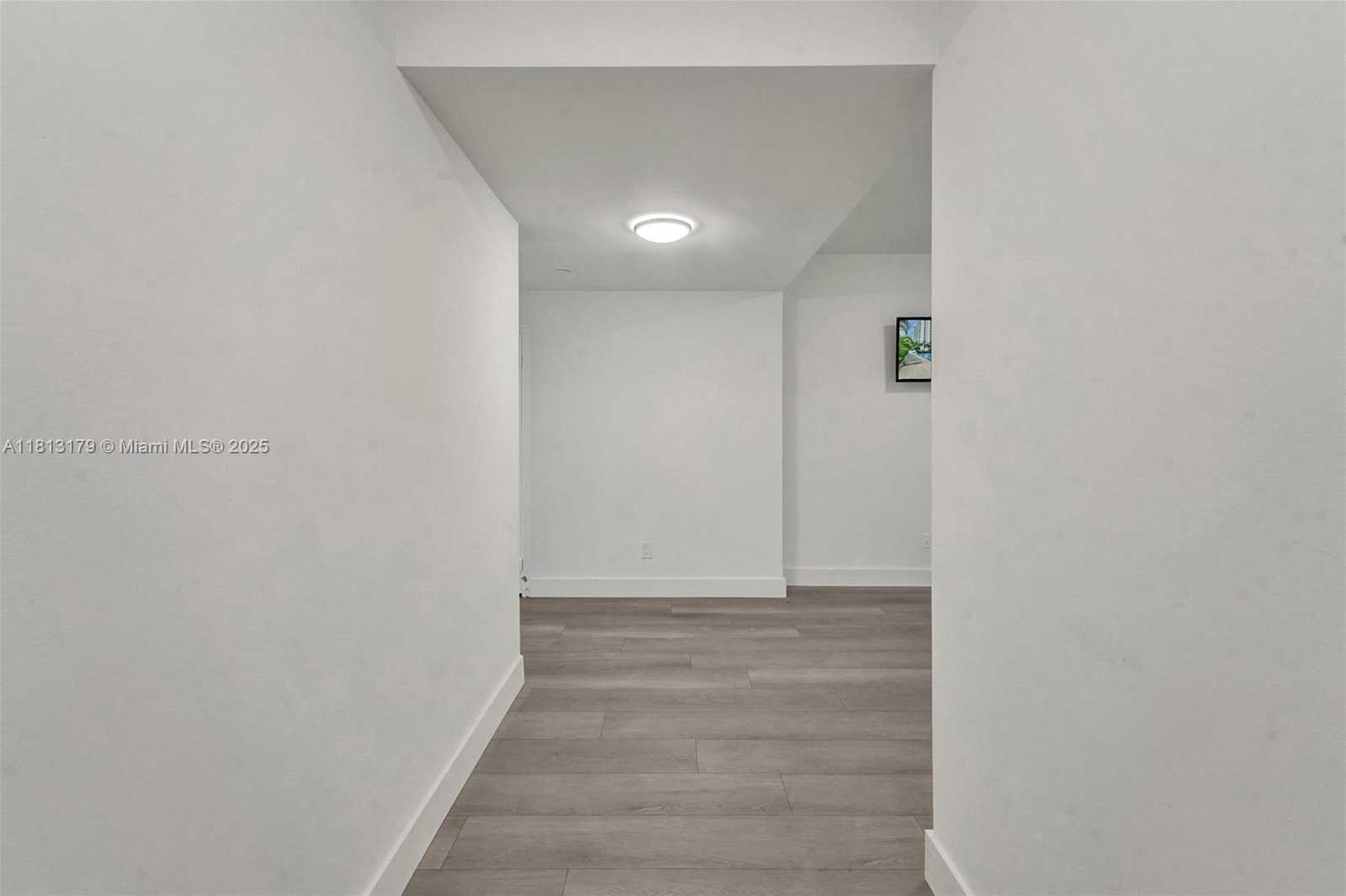 Small Image of 888 BISCAYNE BLVD #1805, Miami Number 30