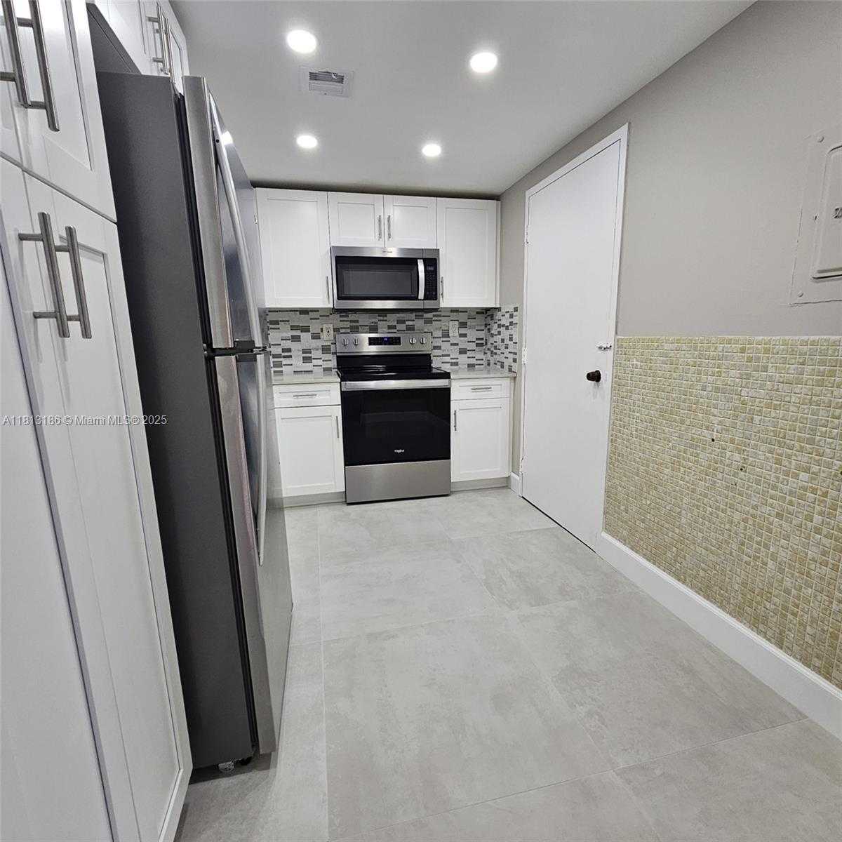 Small Image of 16710 NORTH EAST 9TH AVE #804, North Miami Beach Number 6