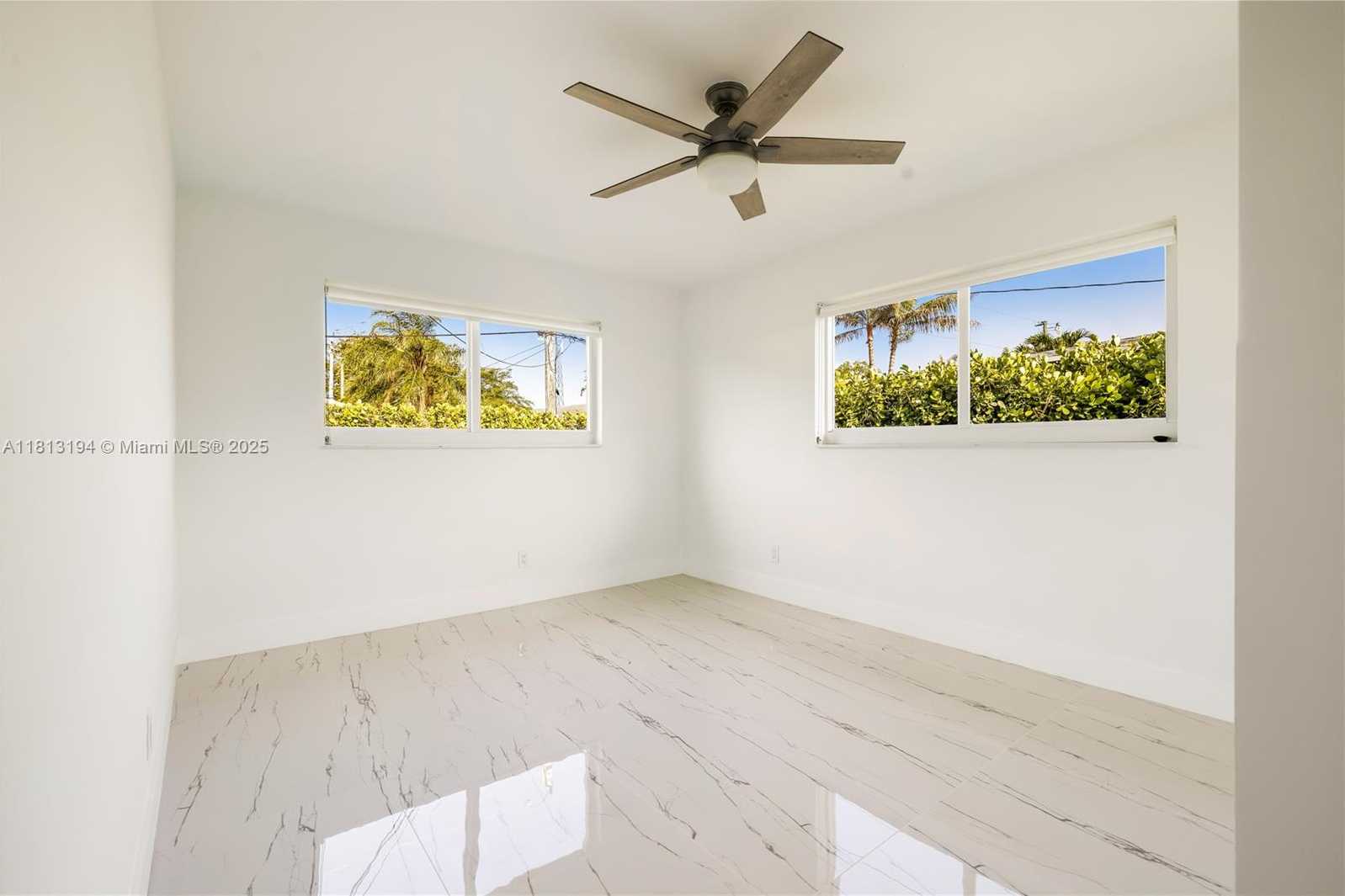 Small Image of 2111 NORTH 14TH CT, Hollywood Number 26