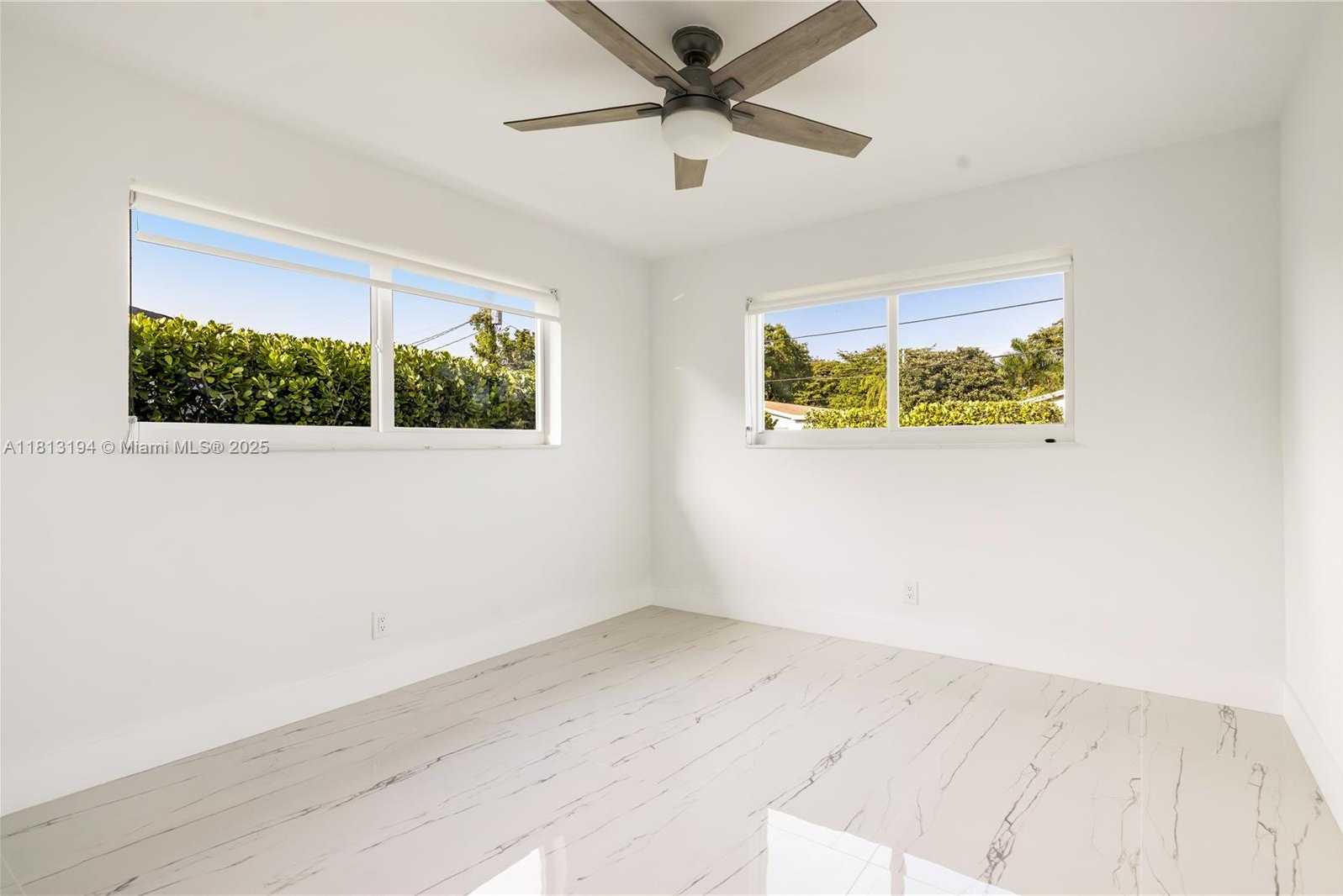 Small Image of 2111 NORTH 14TH CT, Hollywood Number 27