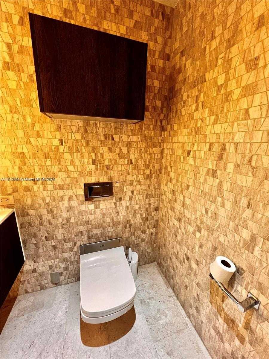 Small Image of 88 SOUTH WEST 7TH ST #803, Miami Number 23