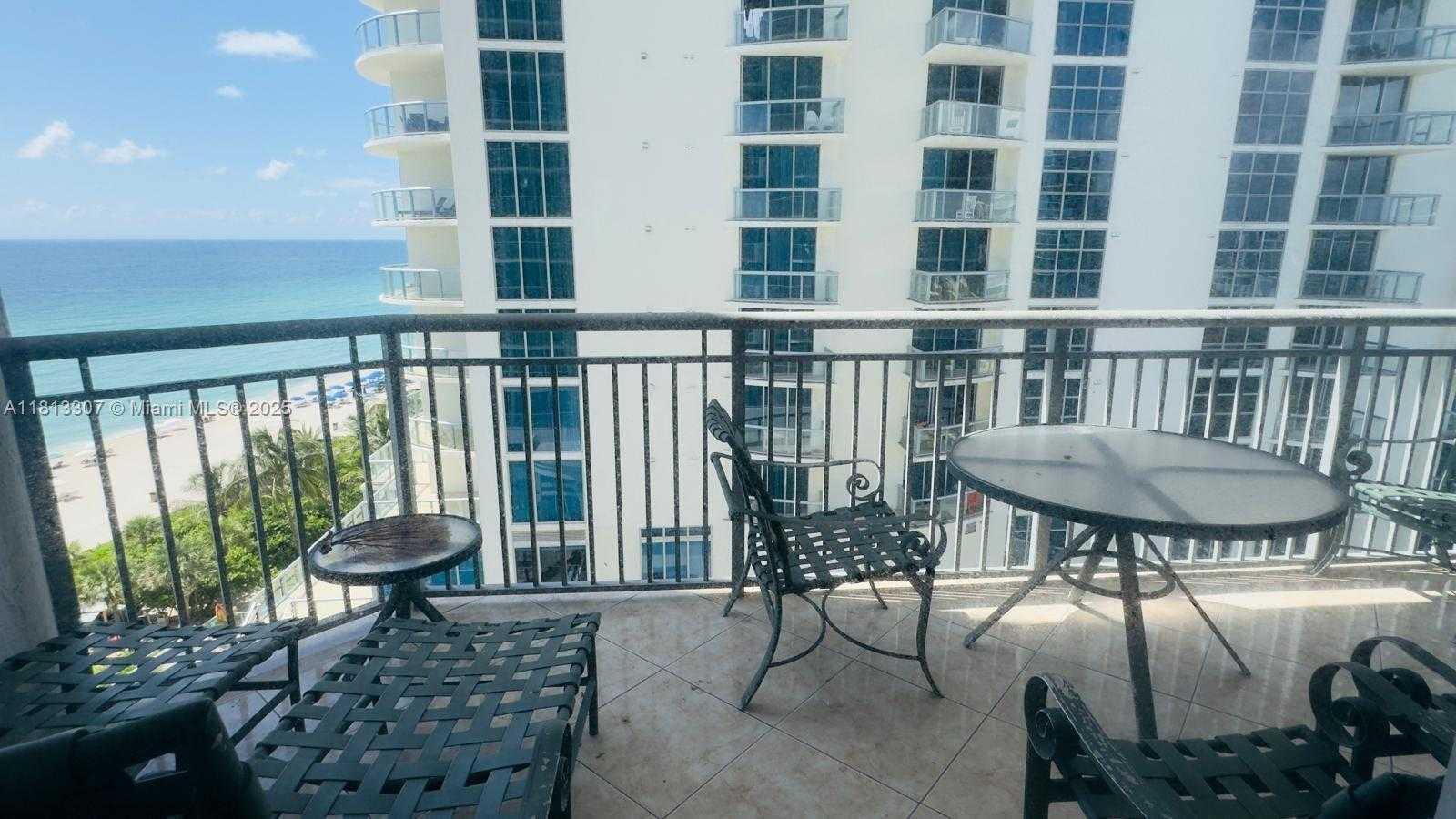 Small Image of 17375 COLLINS AVE #1003, Sunny Isles Beach Number 4
