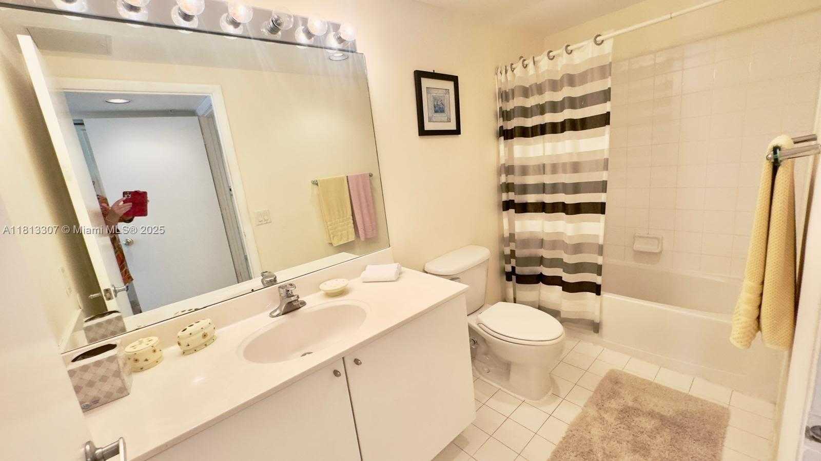 Small Image of 17375 COLLINS AVE #1003, Sunny Isles Beach Number 43
