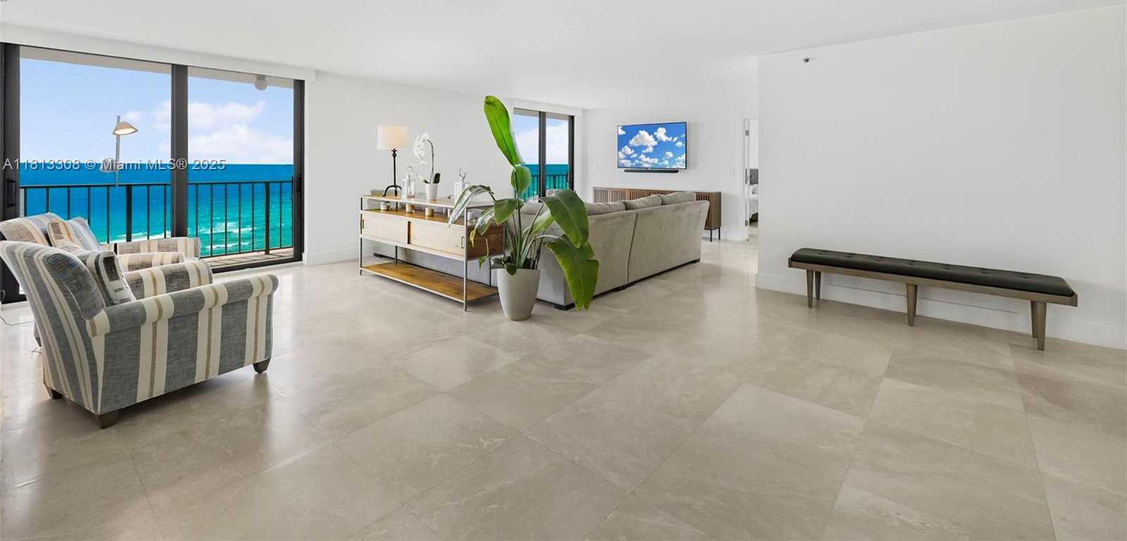 Small Image of 2625 COLLINS AVE #907, Miami Beach Number 20