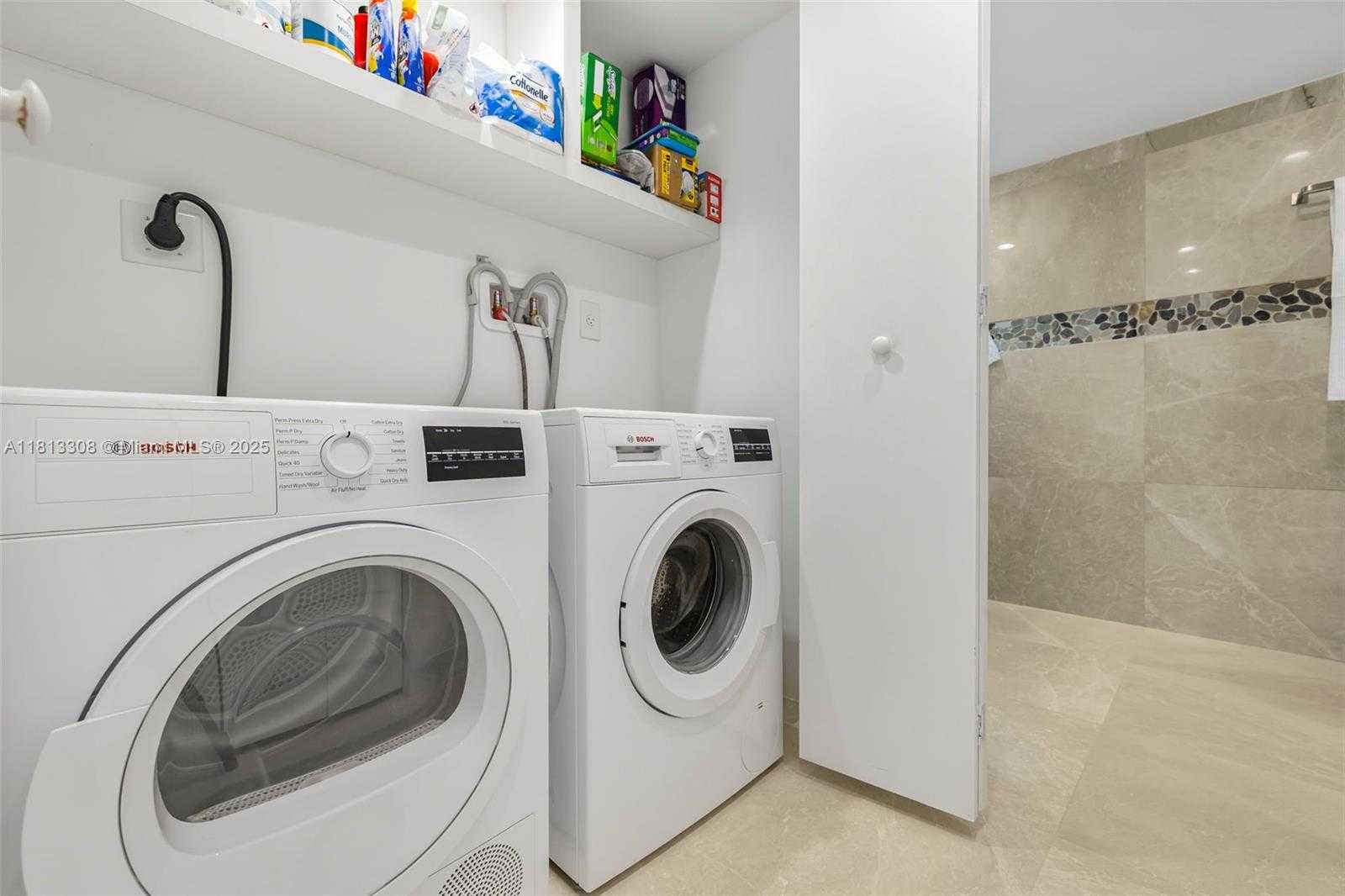 Small Image of 2625 COLLINS AVE #907, Miami Beach Number 35