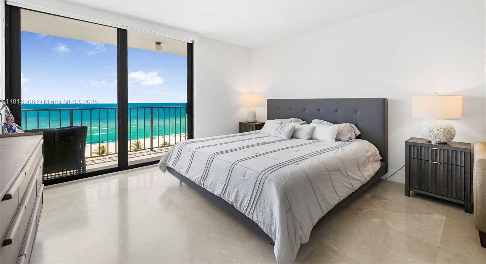 Small Image of 2625 COLLINS AVE #907, Miami Beach Number 41