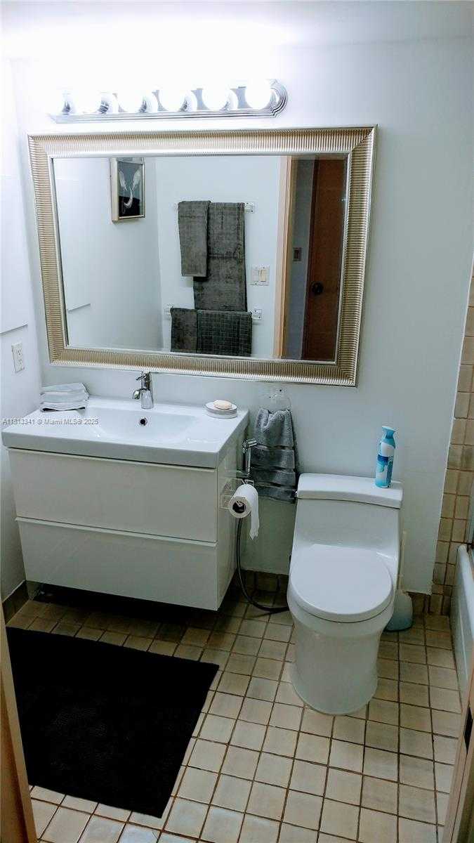 Small Image of 251 CRANDON BLVD #335, Key Biscayne Number 15