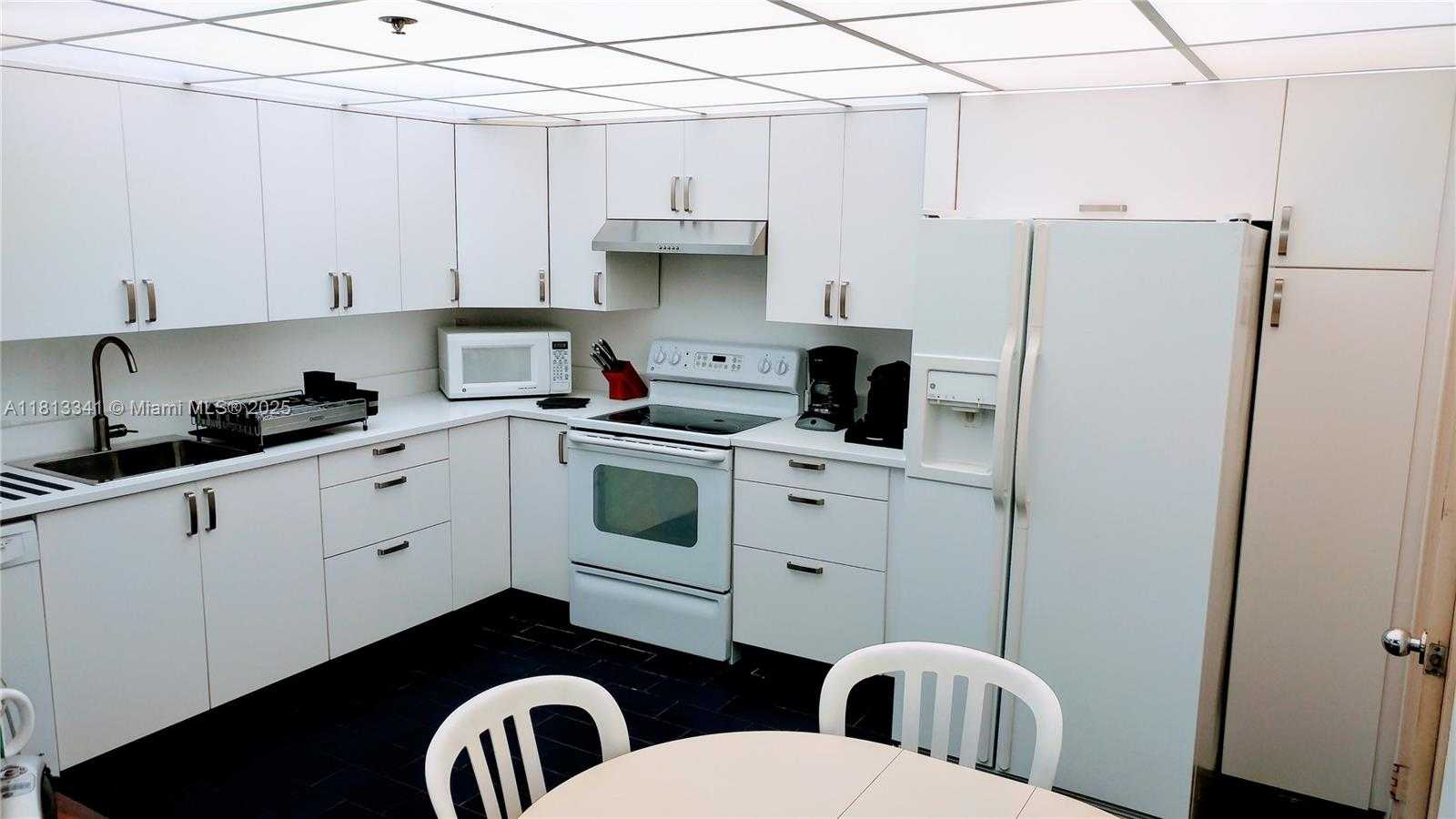Small Image of 251 CRANDON BLVD #335, Key Biscayne Number 8