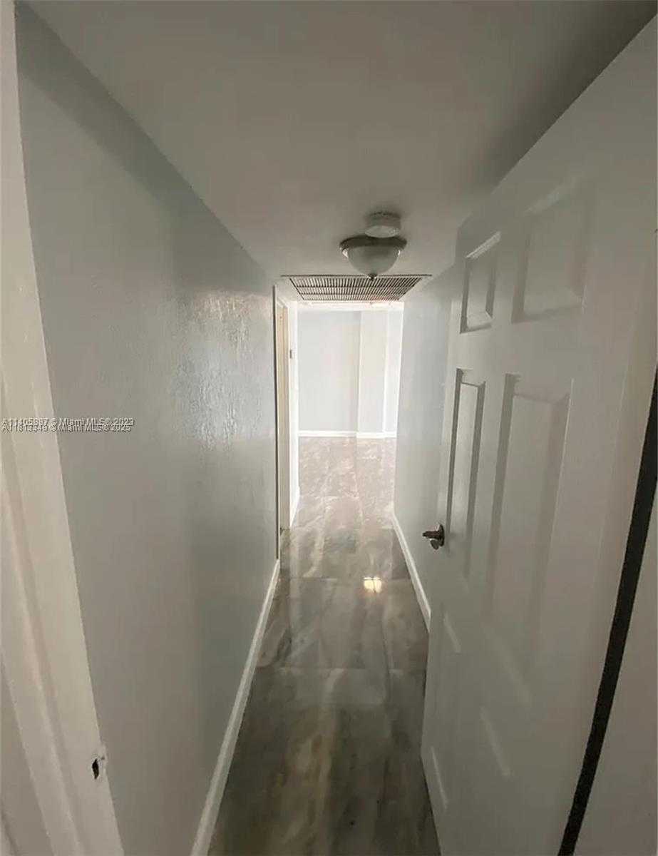 Small Image of 2101 ATLANTIC SHORES BLVD #402, Hallandale Beach Number 8