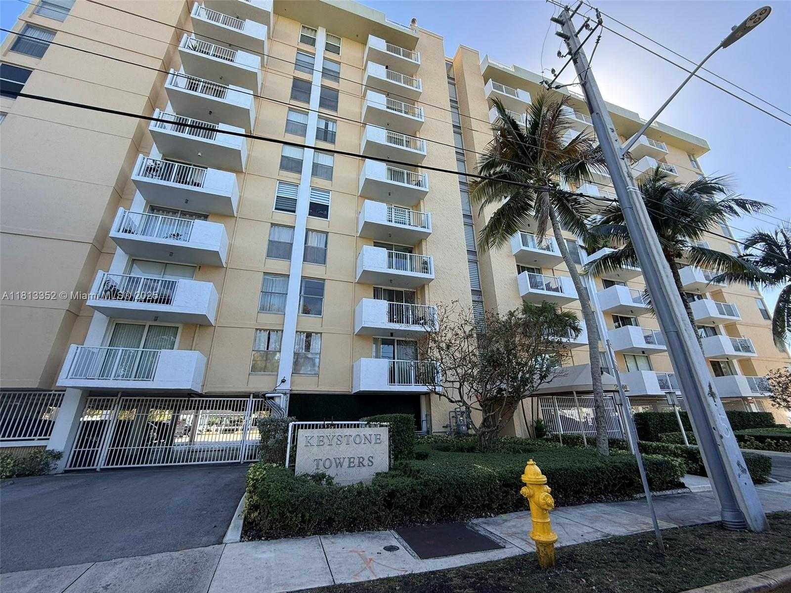 Small Image of 2020 NORTH EAST 135TH ST #208, North Miami Number 9