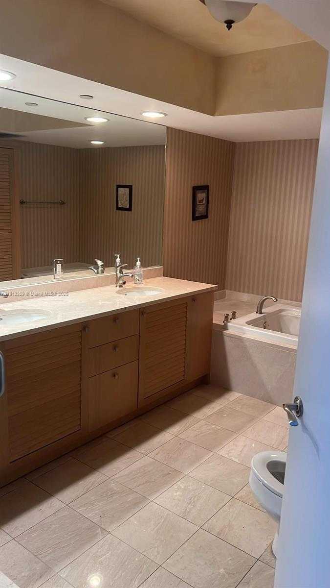 Small Image of 16500 COLLINS AVE #652, Sunny Isles Beach Number 2