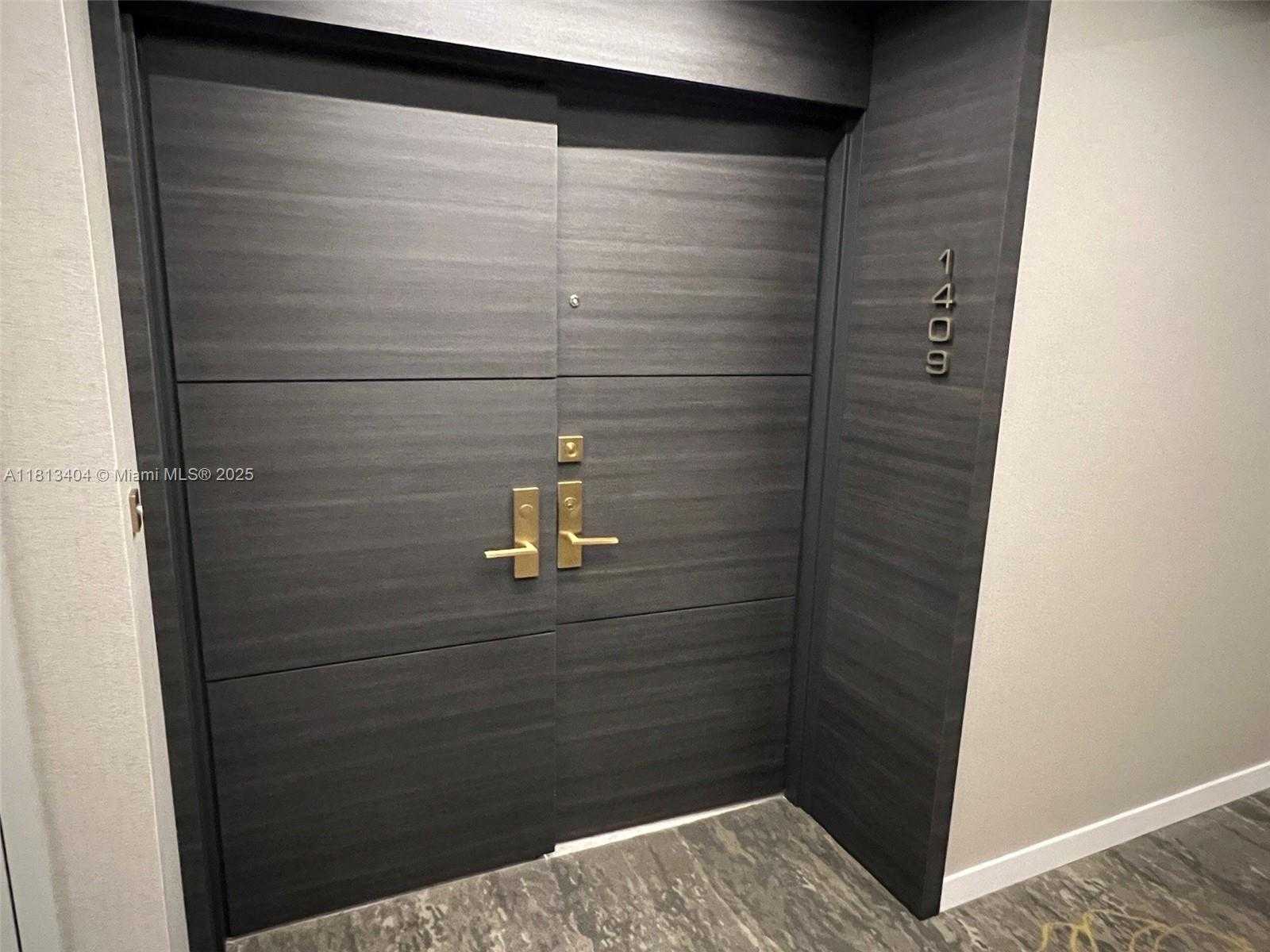 Small Image of 9 ISLAND AVE #1409, Miami Beach Number 11