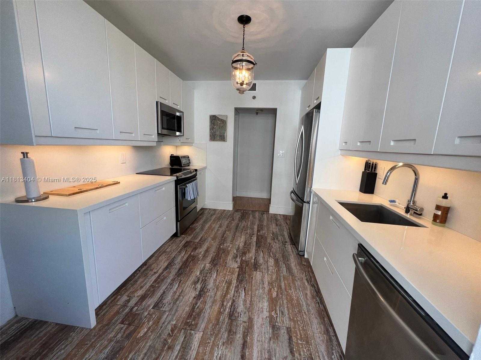 Small Image of 9 ISLAND AVE #1409, Miami Beach Number 29