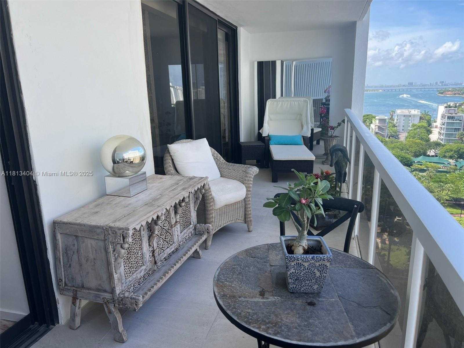 Small Image of 9 ISLAND AVE #1409, Miami Beach Number 4