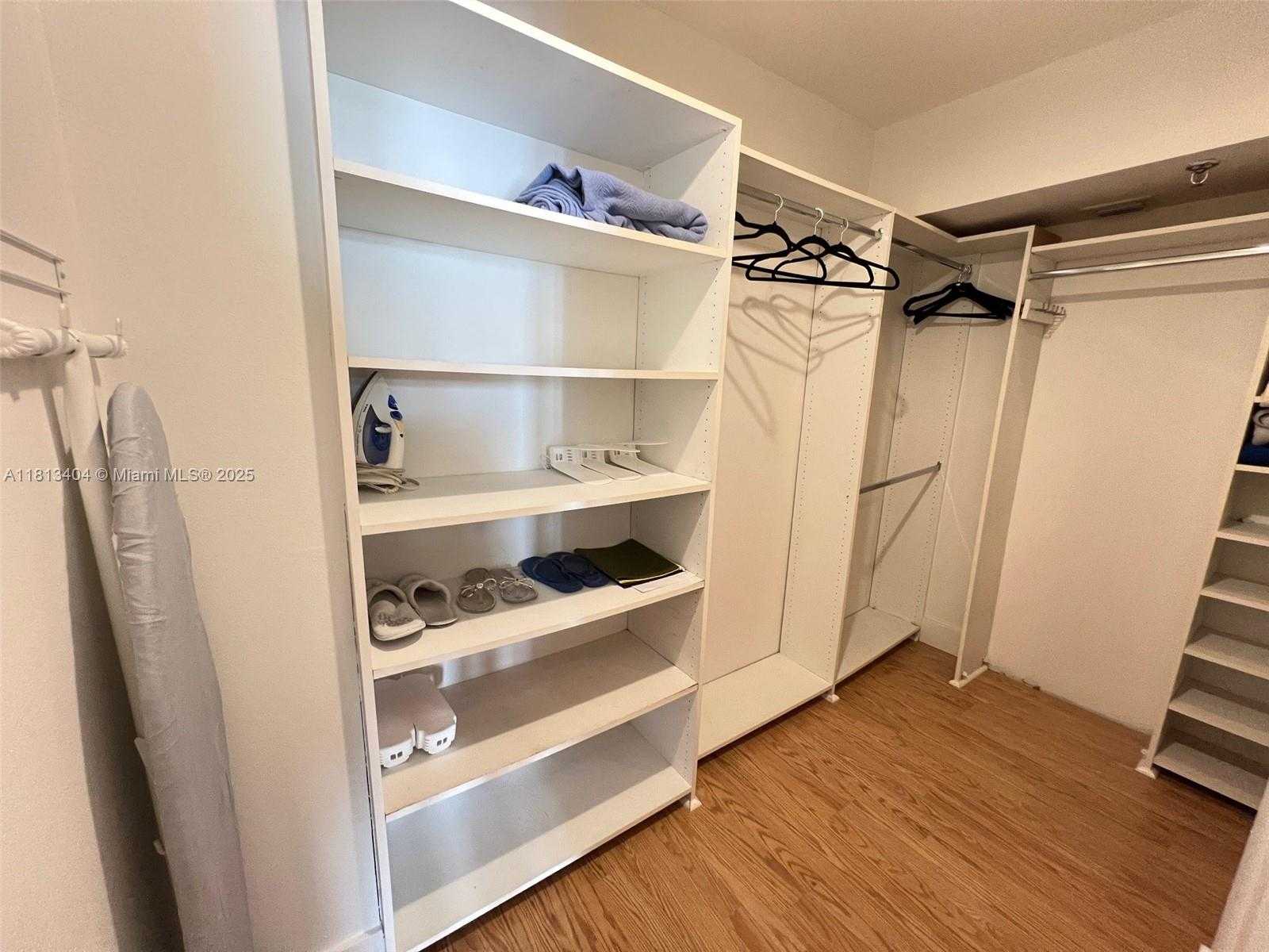 Small Image of 9 ISLAND AVE #1409, Miami Beach Number 43