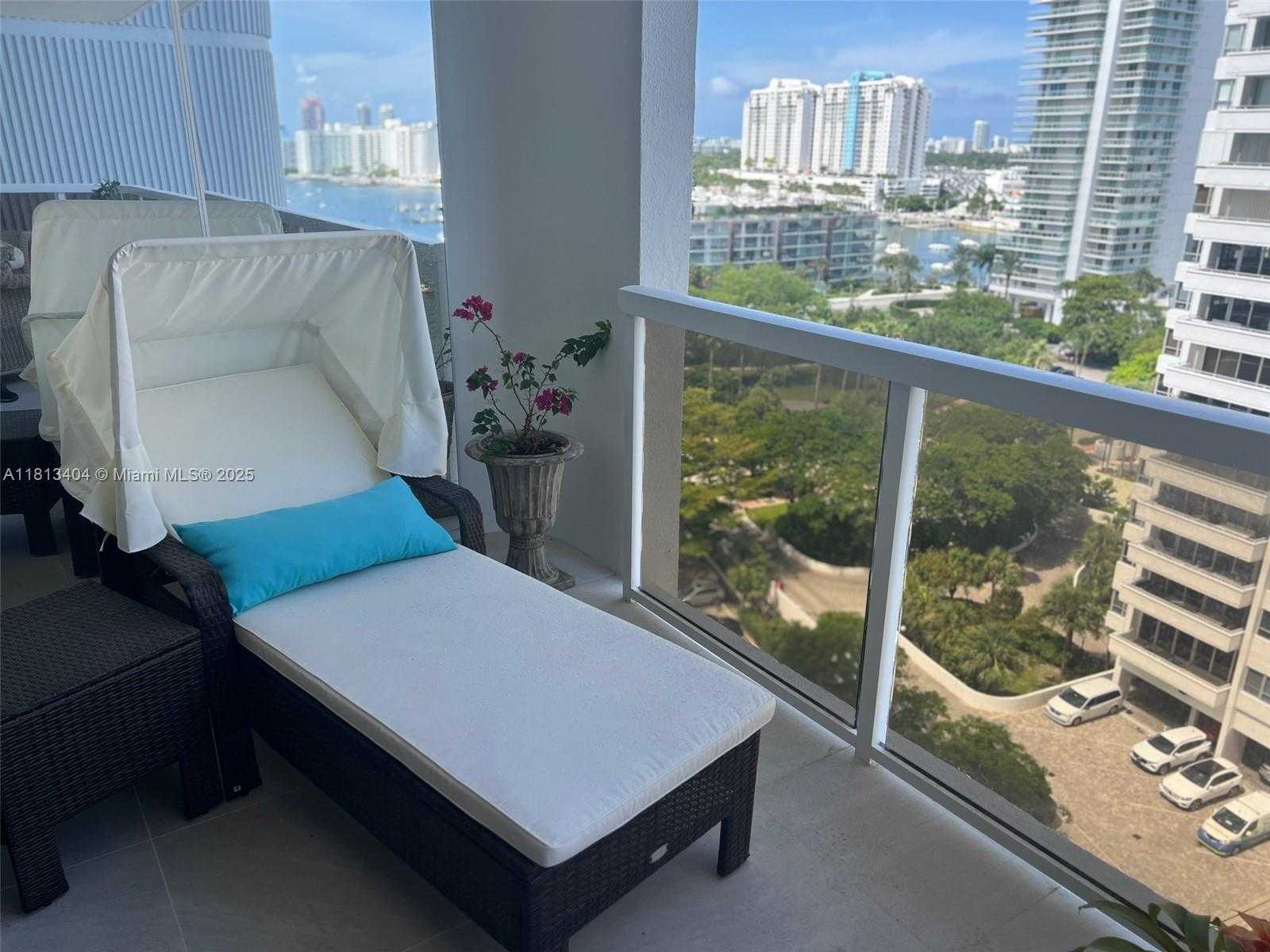 Small Image of 9 ISLAND AVE #1409, Miami Beach Number 7