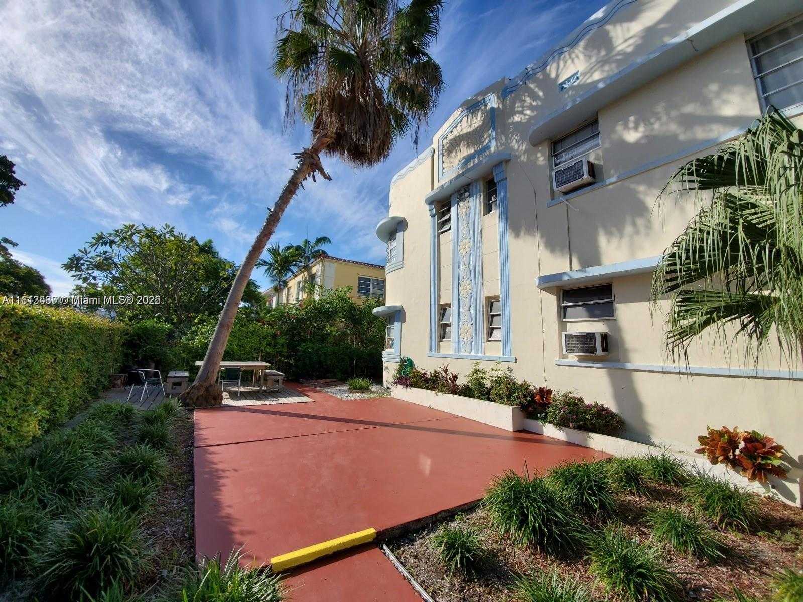 Small Image of 850 JEFFERSON AVE #1A, Miami Beach Number 9