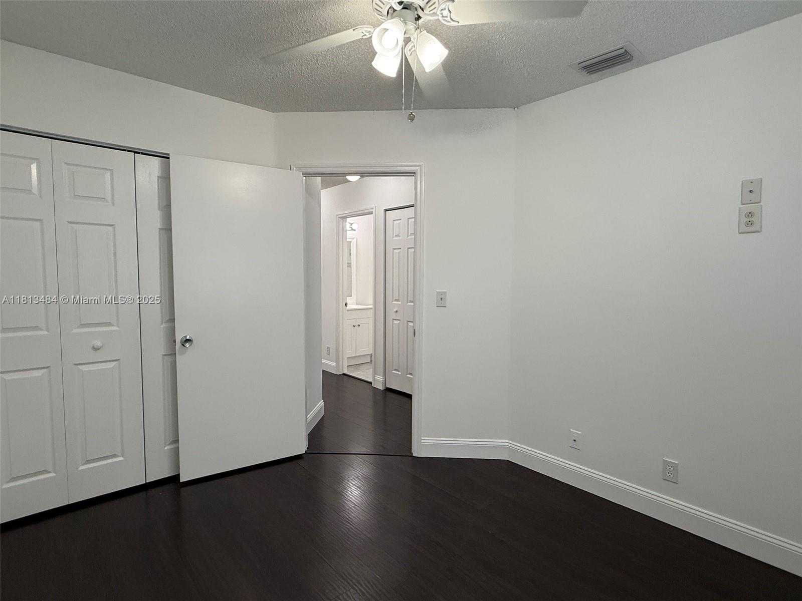 Small Image of 17432 SOUTH WEST 140TH CT, Miami Number 32
