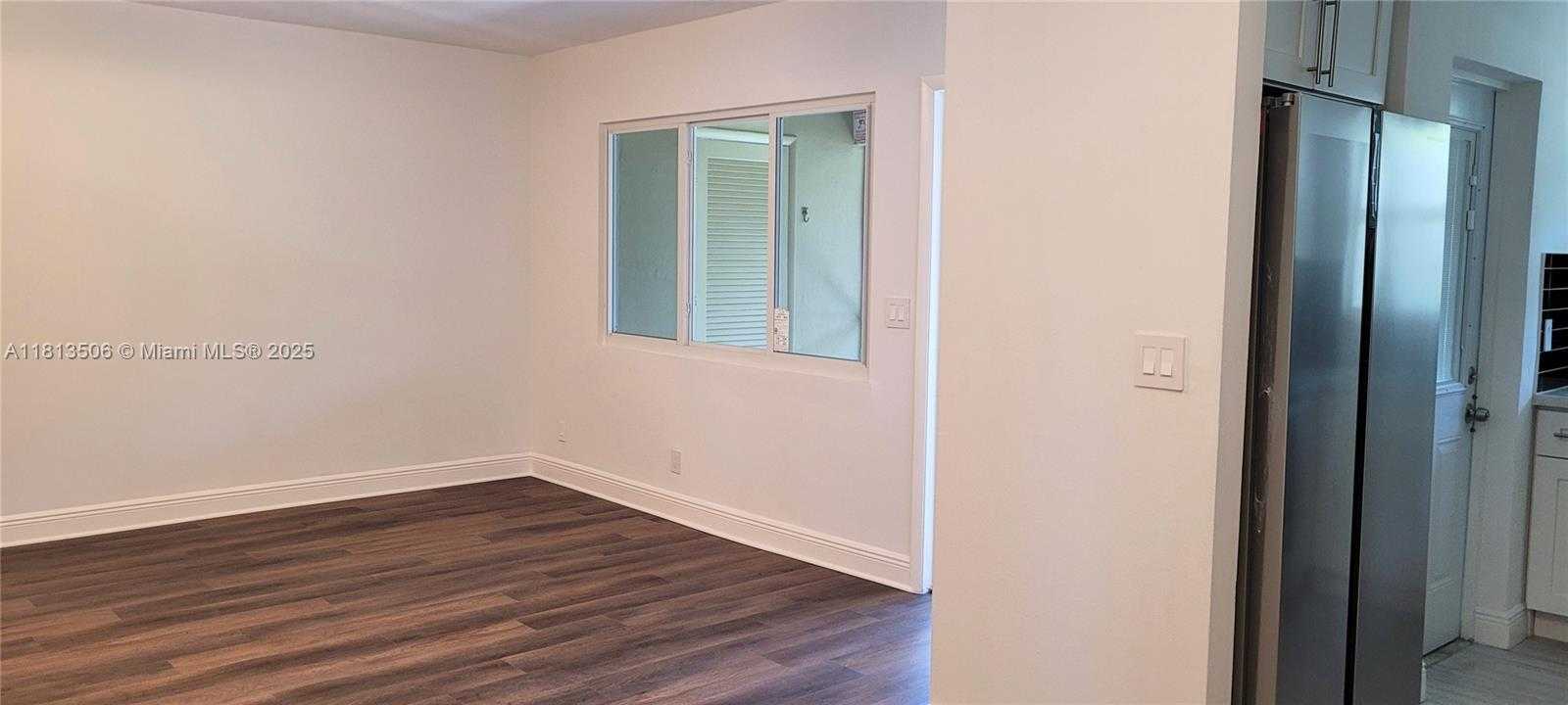 Small Image of 270 LAYNE BLVD #106, Hallandale Beach Number 13