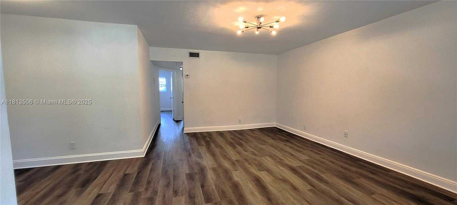 Small Image of 270 LAYNE BLVD #106, Hallandale Beach Number 15