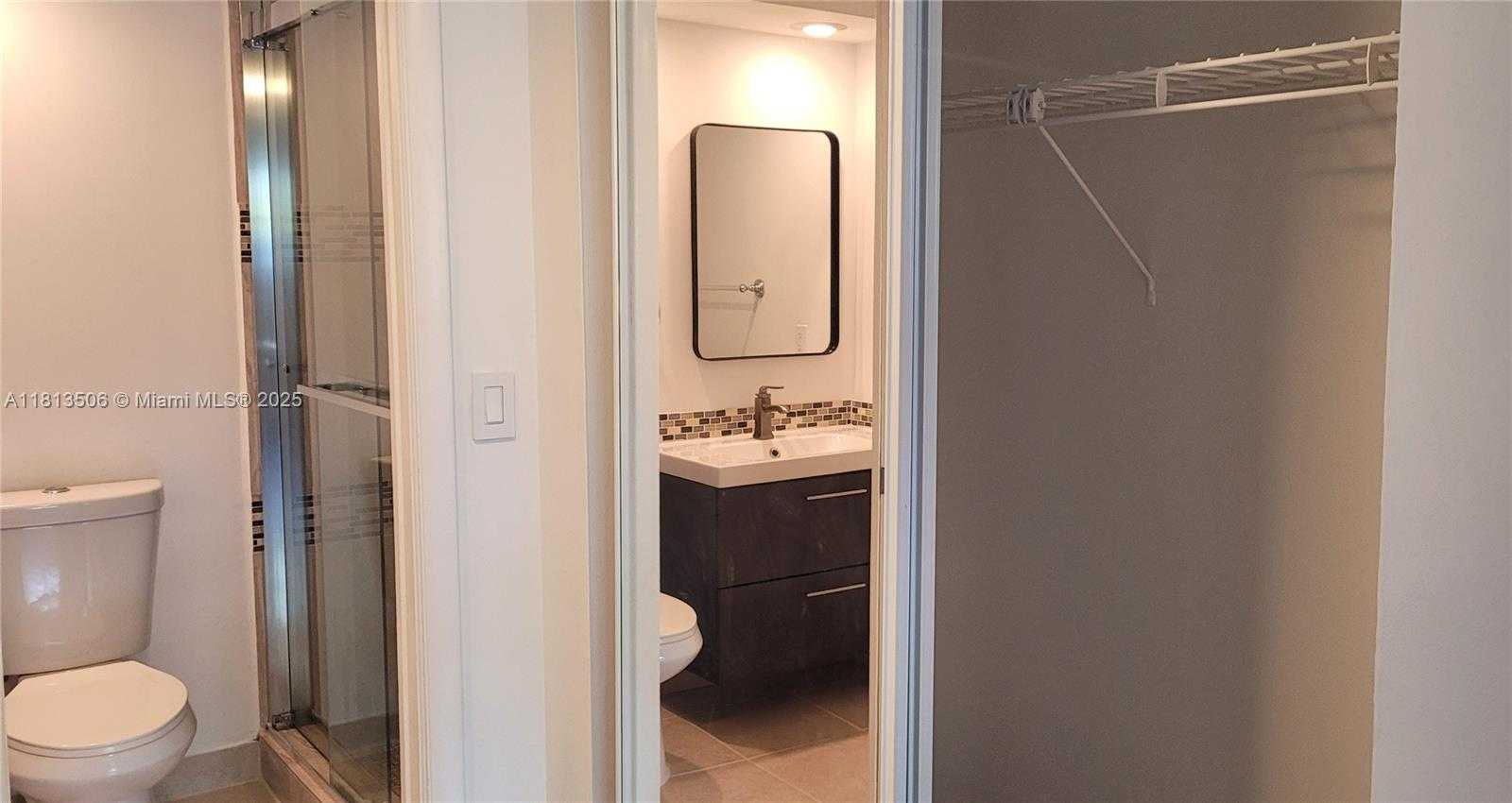 Small Image of 270 LAYNE BLVD #106, Hallandale Beach Number 30