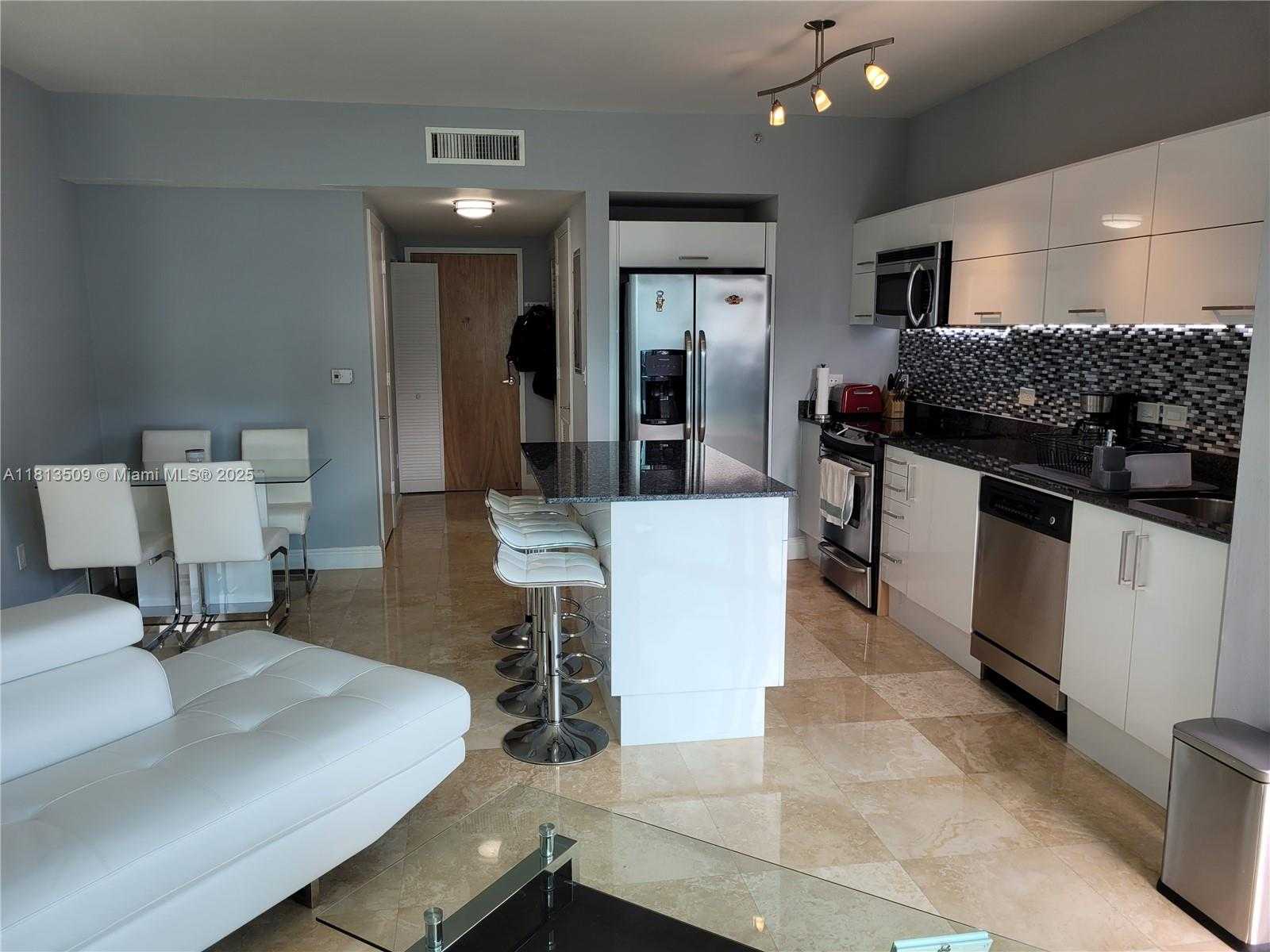 Small Image of 350 SOUTH MIAMI AVE #2714, Miami Number 19