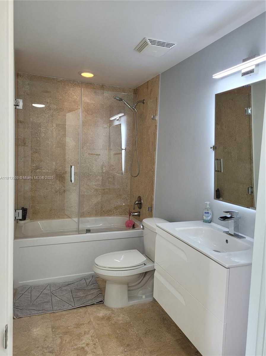 Small Image of 350 SOUTH MIAMI AVE #2714, Miami Number 25